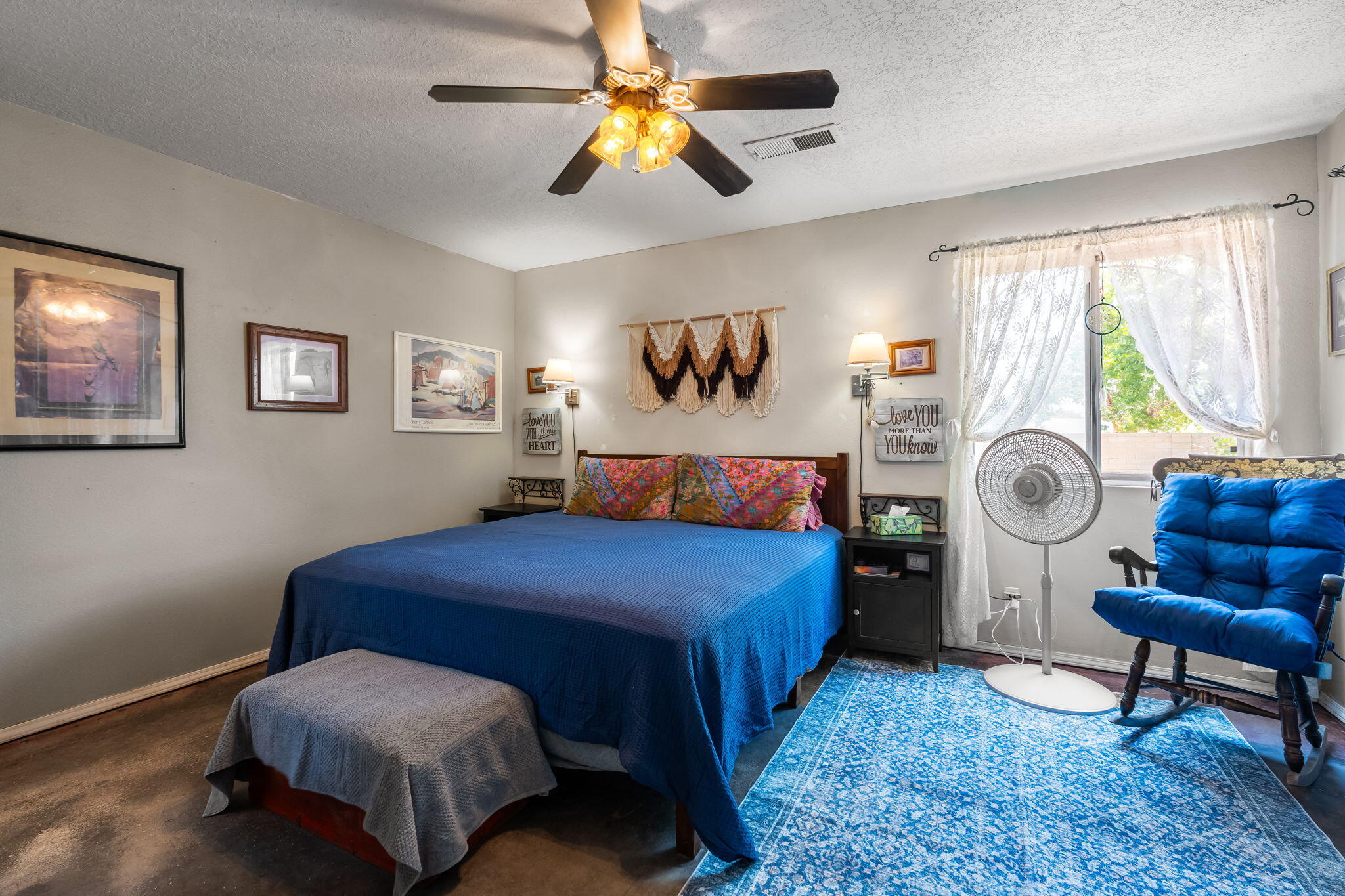 Photo 14 — 7541 Mackenzie Drive NE