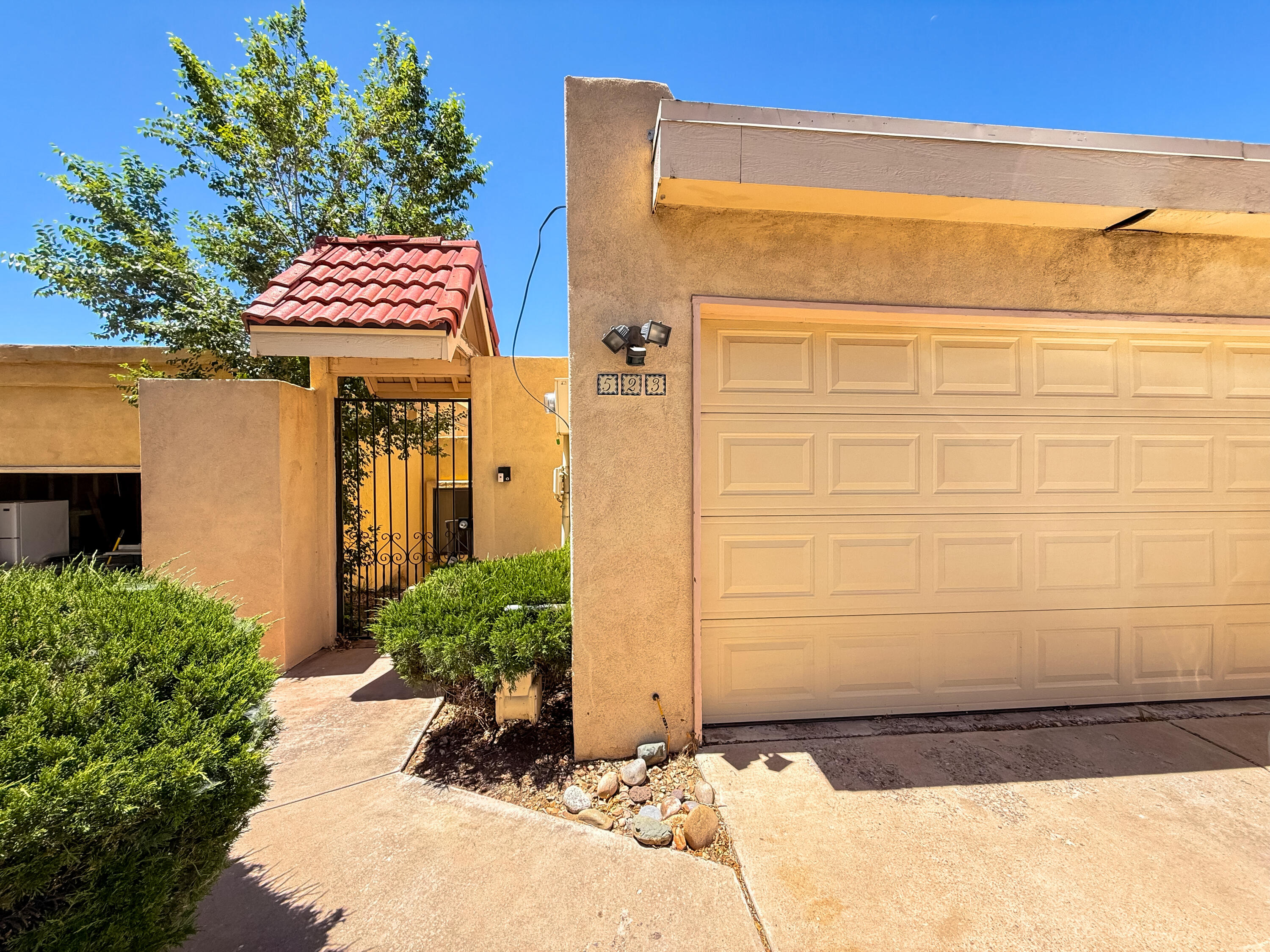 523 Pinon Creek Road SE, Albuquerque, NM 87123