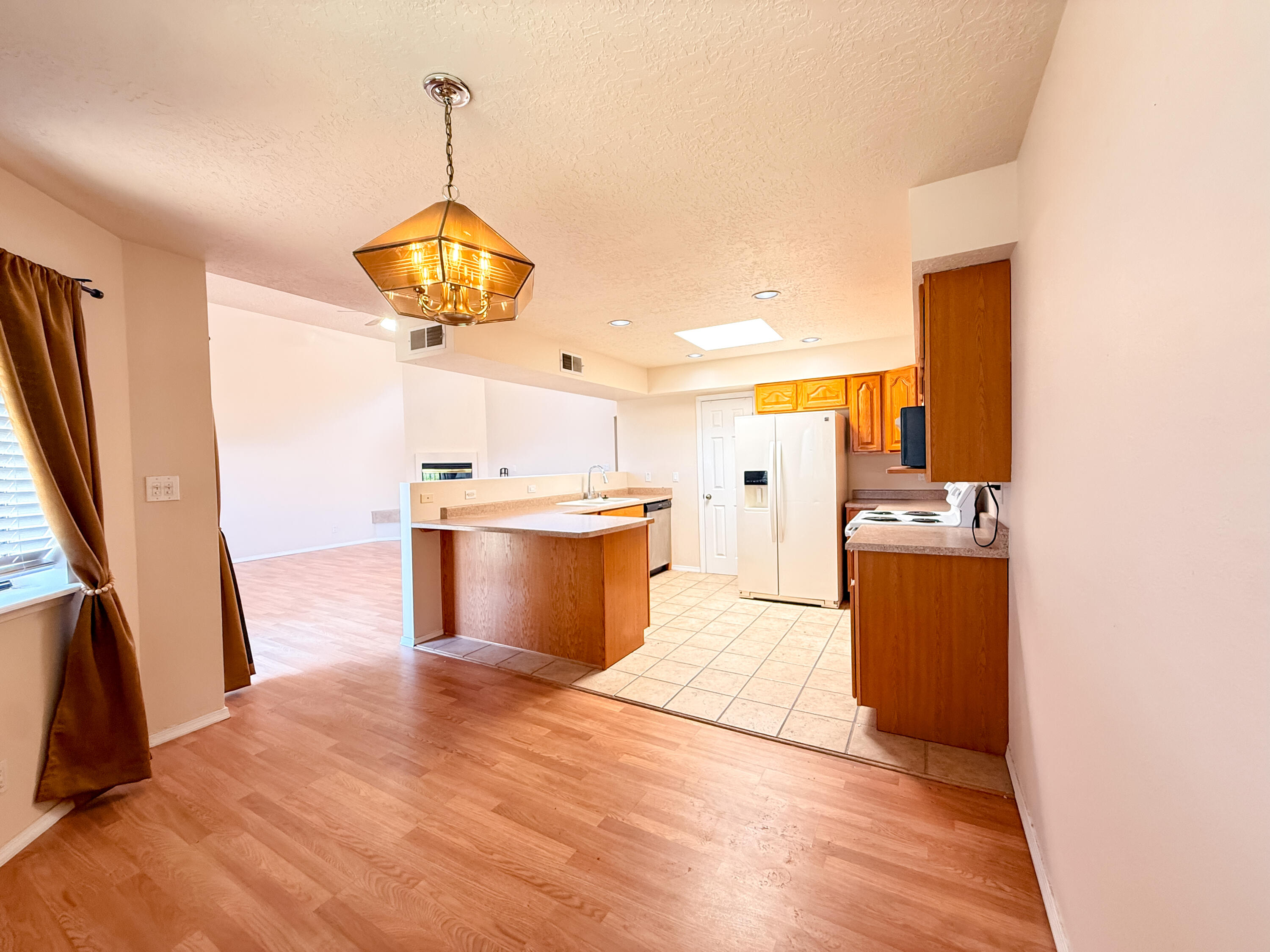 Photo 18 — 523 Pinon Creek Road SE