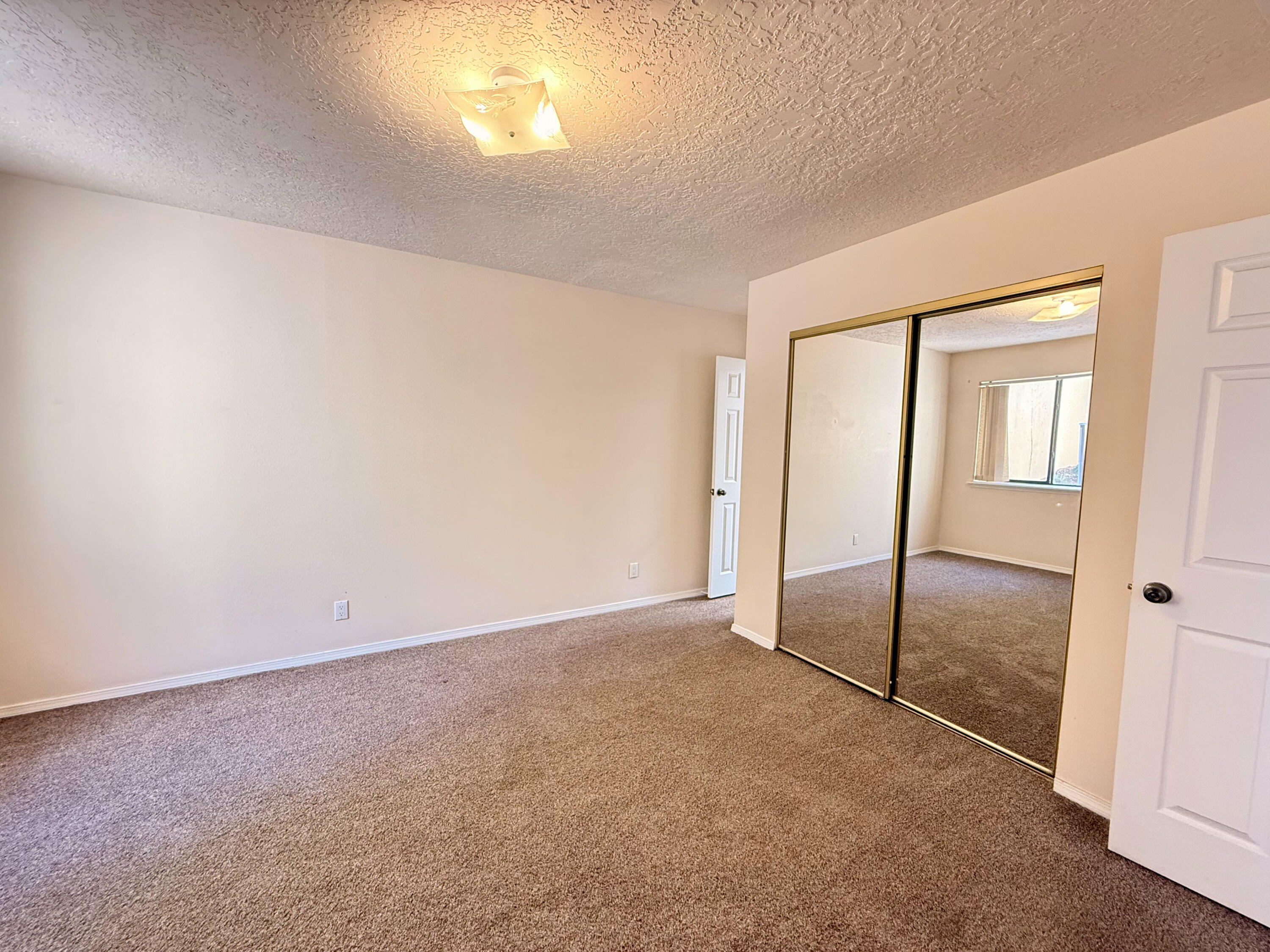 Photo 3 — 523 Pinon Creek Road SE