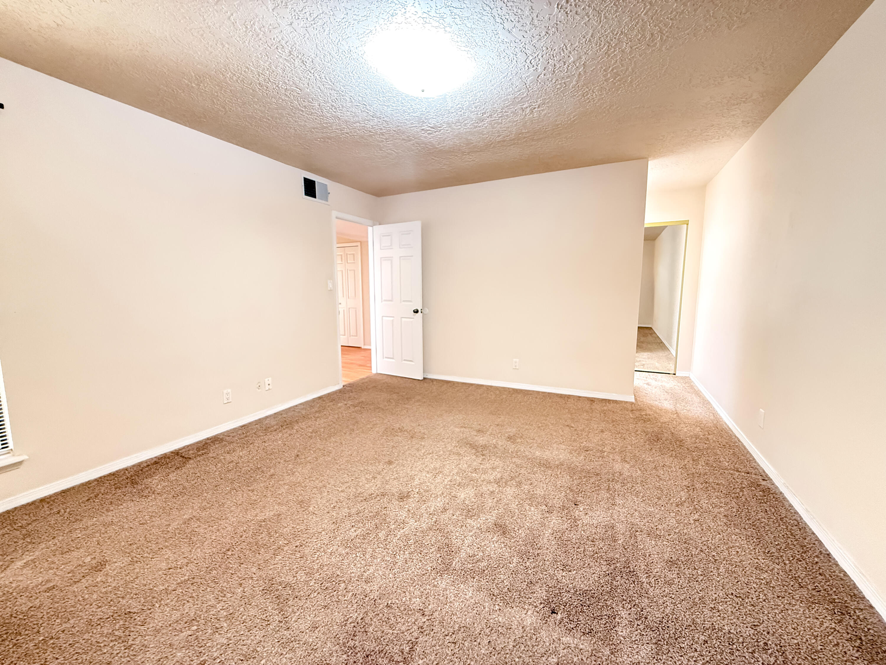 Photo 6 — 523 Pinon Creek Road SE