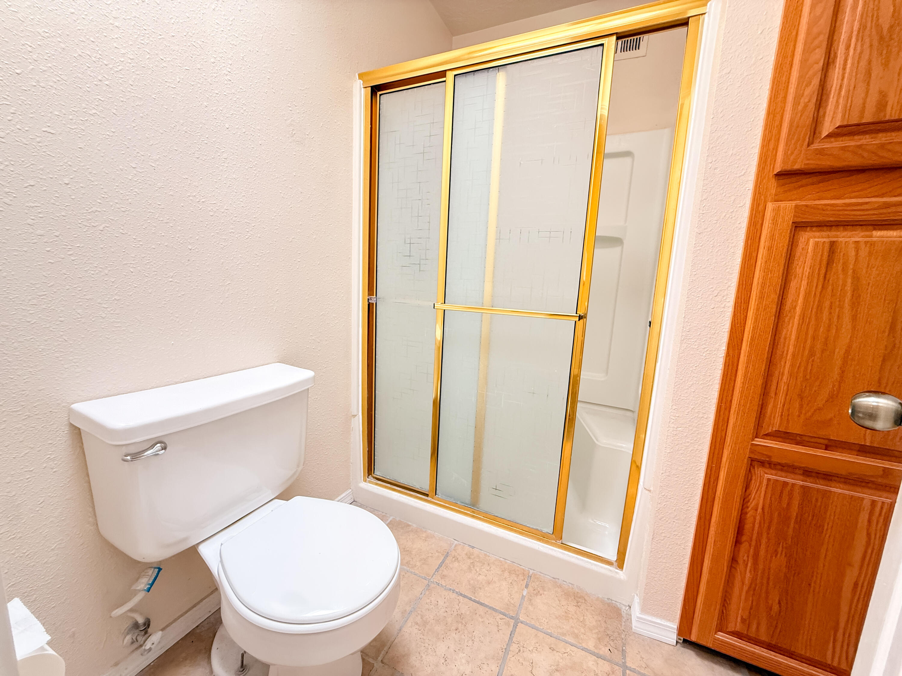 Photo 9 — 523 Pinon Creek Road SE