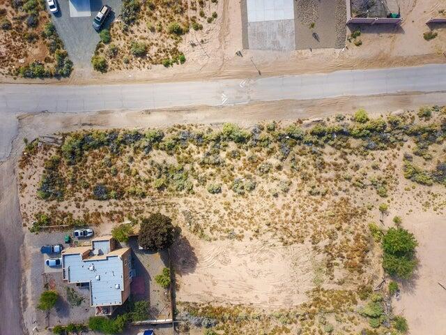 Photo 12 — 1505 Viga Place SE