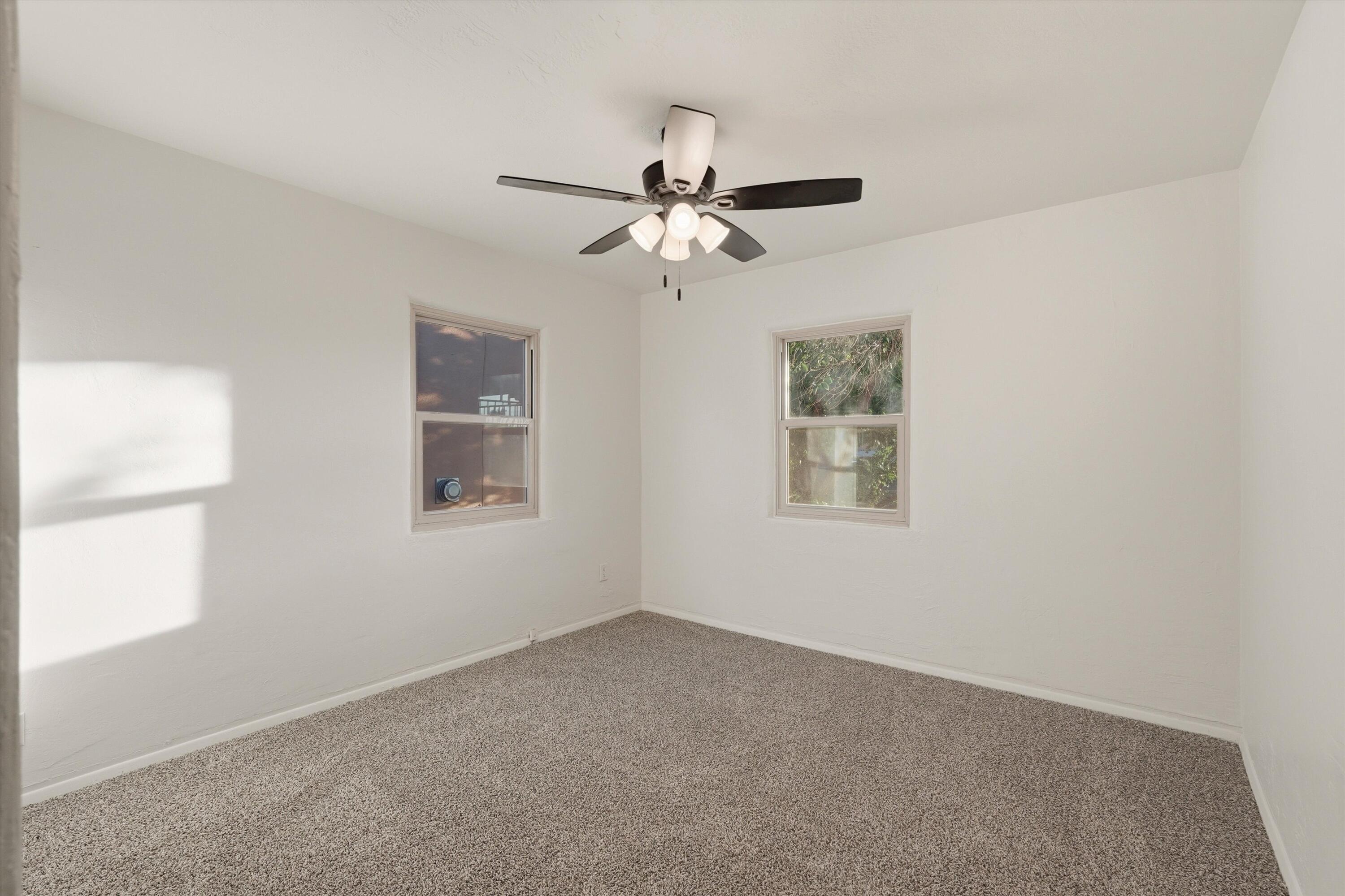 Photo 18 — 1318 Truman Street SE