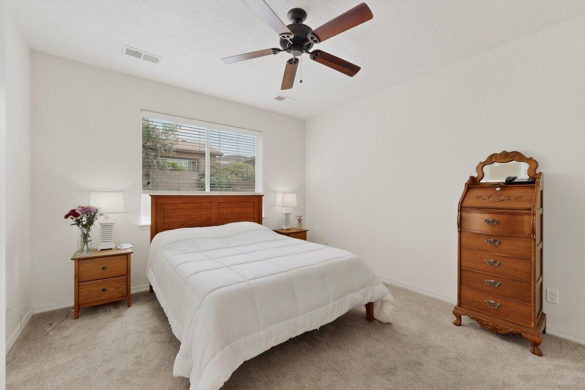 Photo 5 — 241 Rio Chama Circle SW