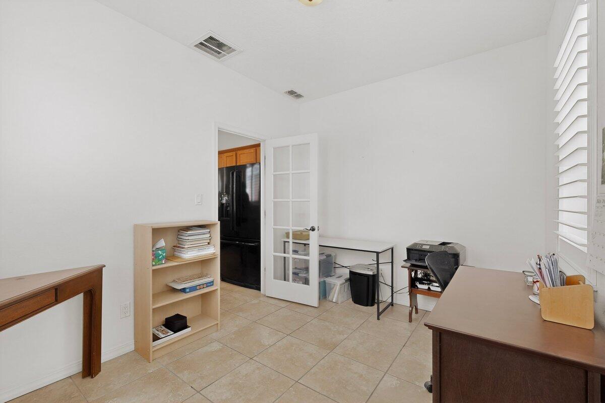 Photo 20 — 241 Rio Chama Circle SW