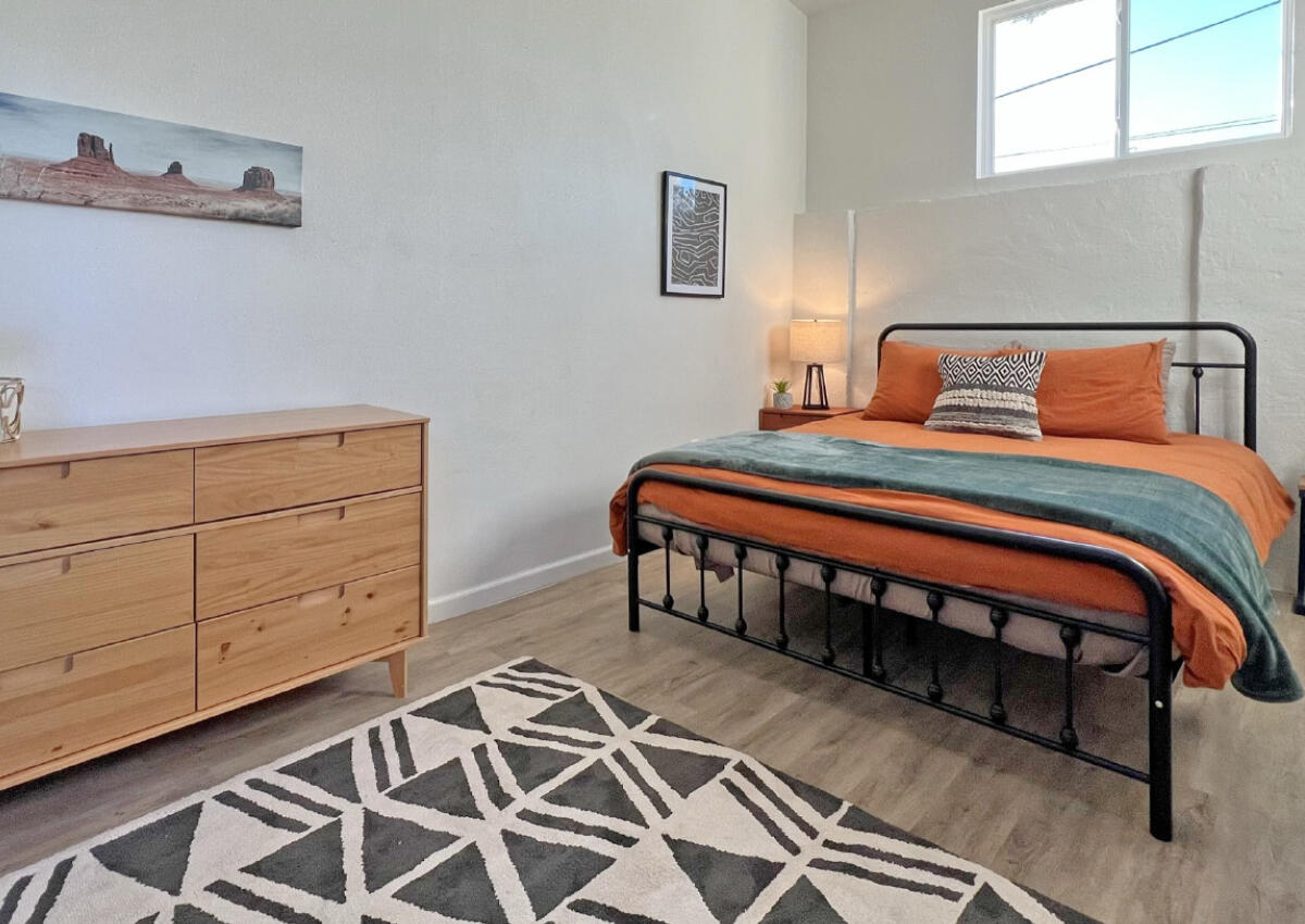 Photo 9 — 511 Spruce Street SE