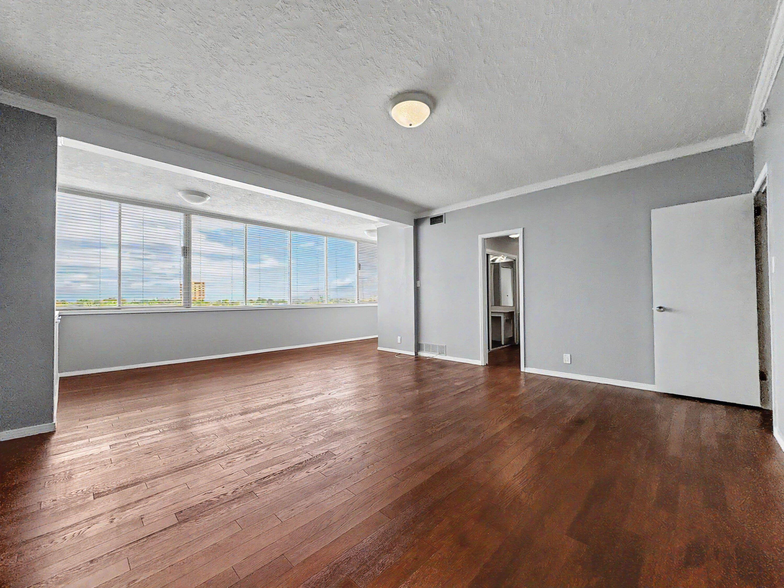 Photo 12 — 600 Alcalde Place SW 6C