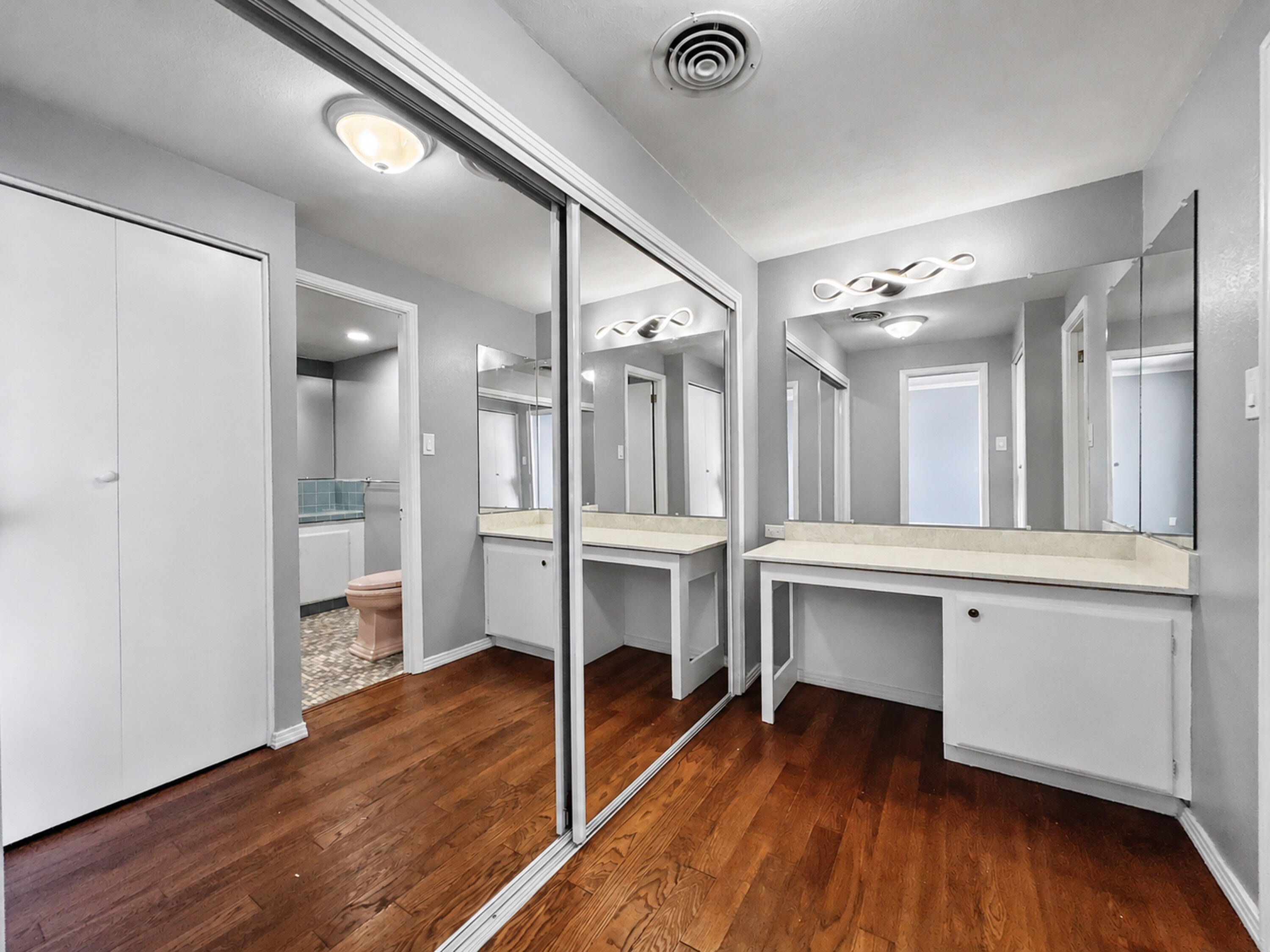 Photo 7 — 600 Alcalde Place SW 6C