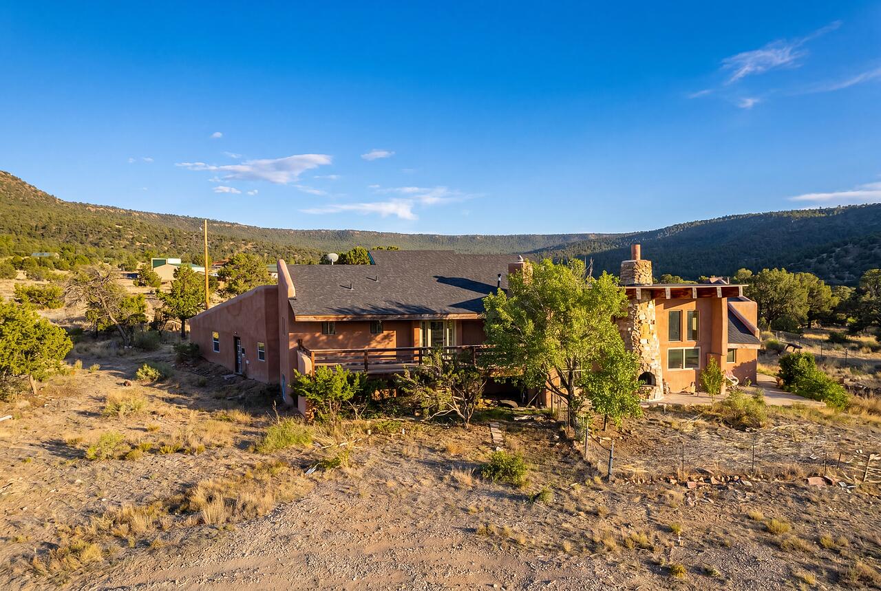 Photo 6 — 64 Lobo Creek Road