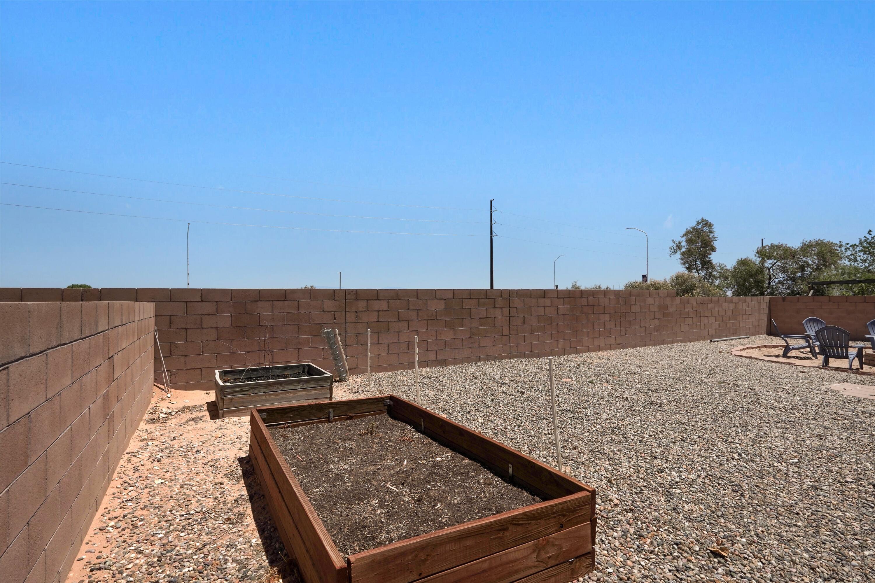 Photo 5 — 2511 Clear Sky Street SW