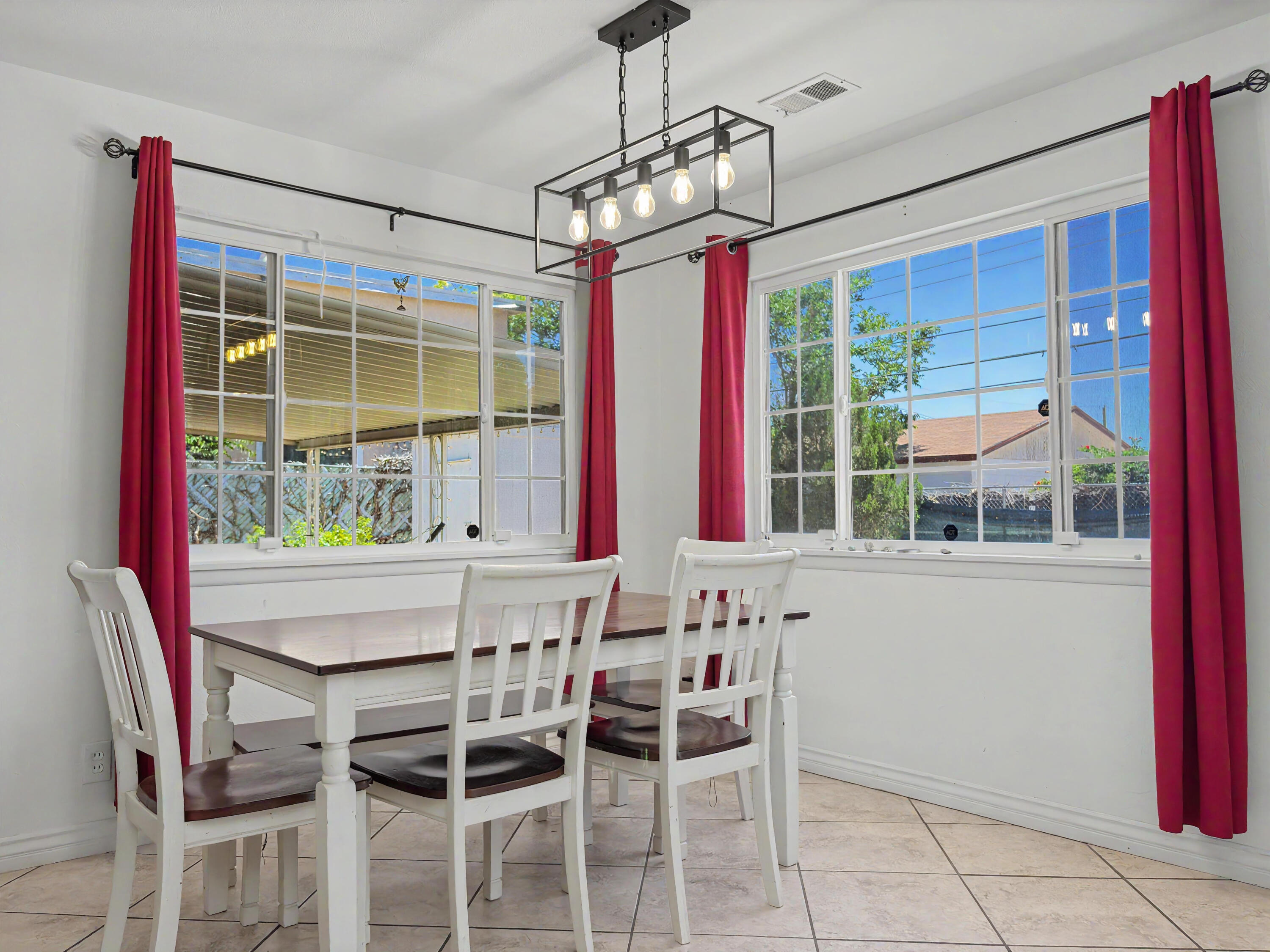 Photo 3 — 3808 Candelaria Road NE
