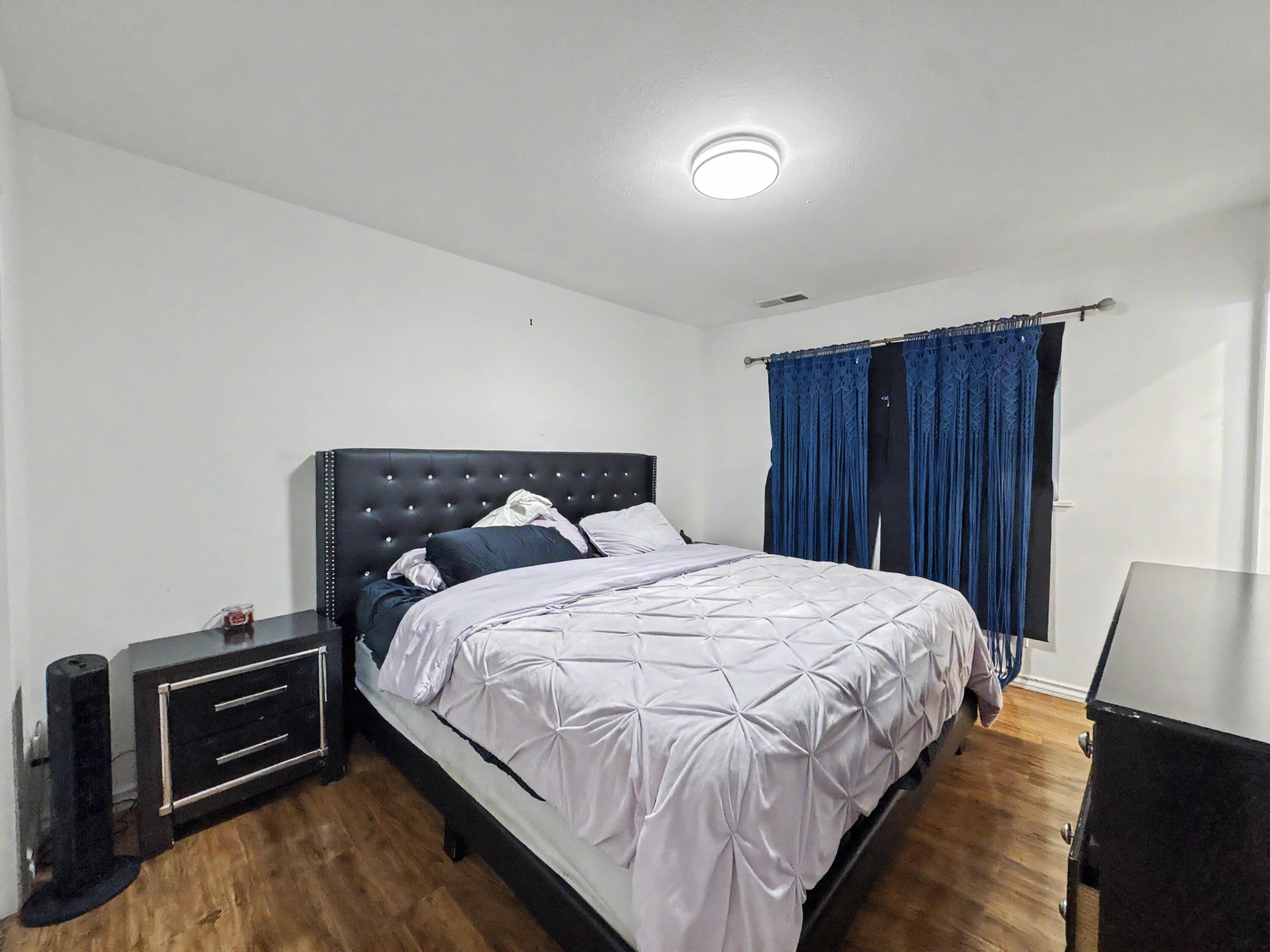 Photo 6 — 3808 Candelaria Road NE