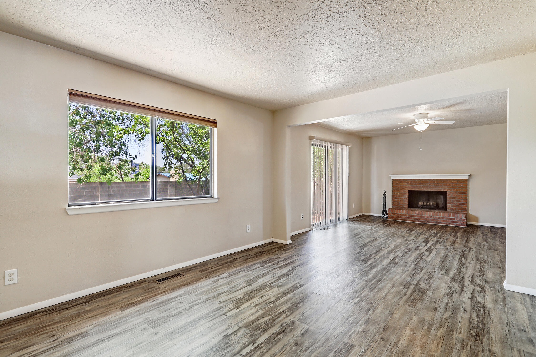 Photo 9 — 8546 Yeager Drive NE