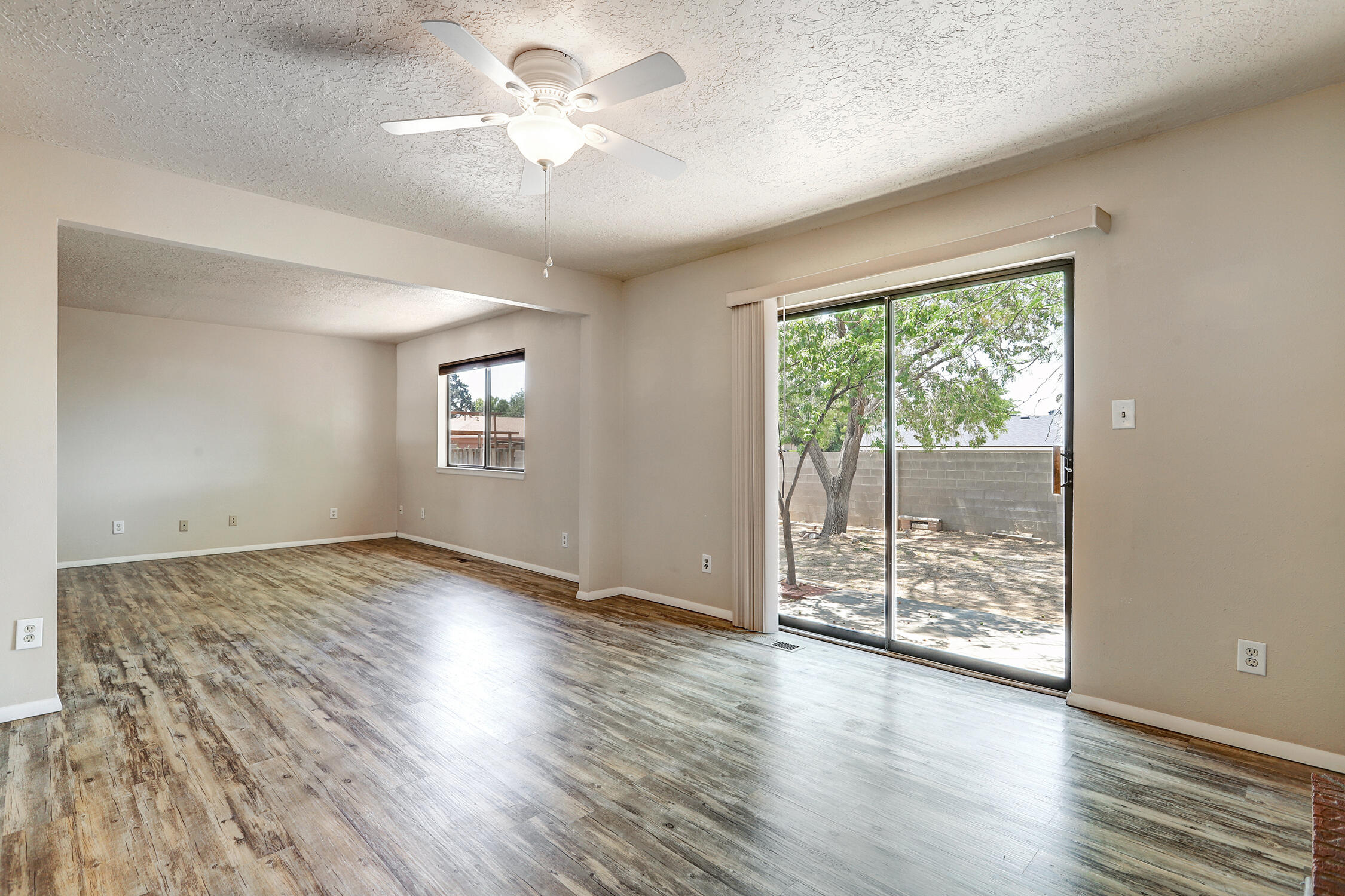 Photo 13 — 8546 Yeager Drive NE