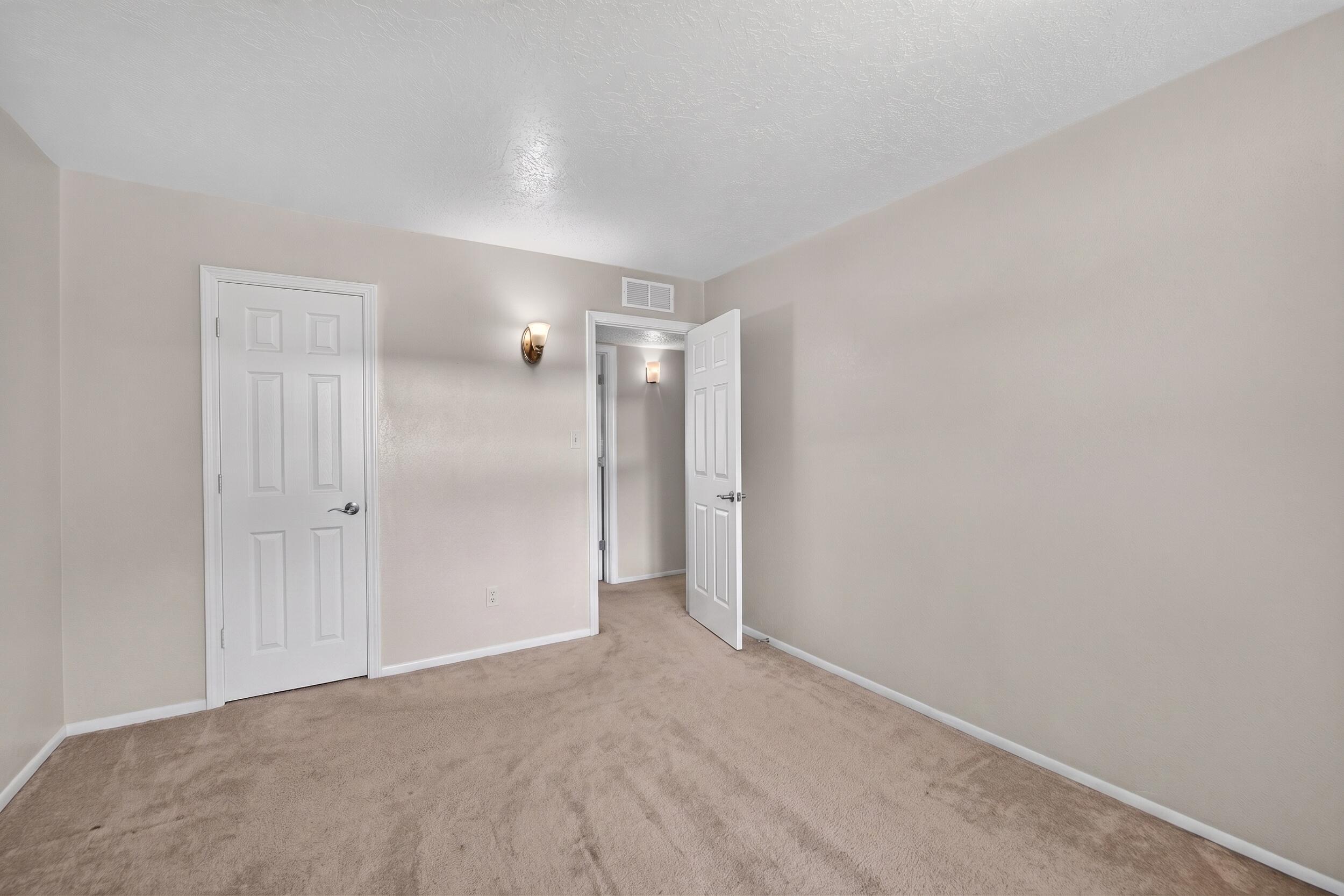 Photo 5 — 1505 Willys Knight Drive NE