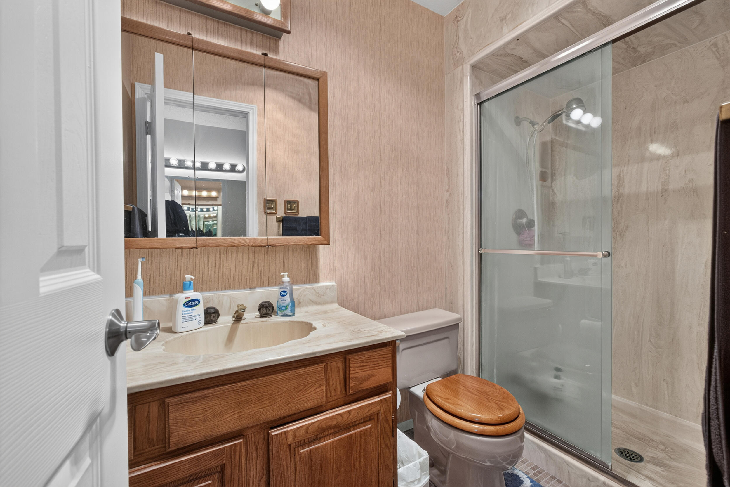 Photo 8 — 1505 Willys Knight Drive NE