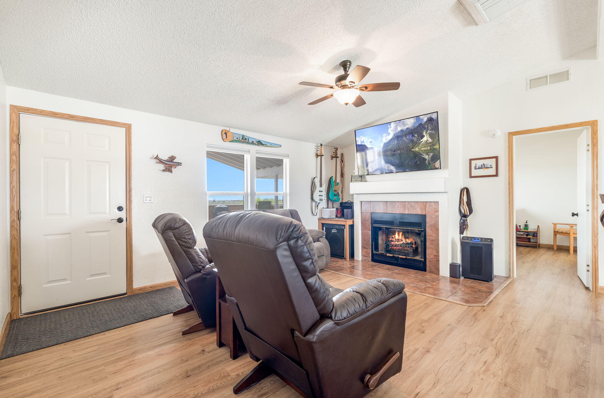Photo 6 — 162 Valle Verde Avenue
