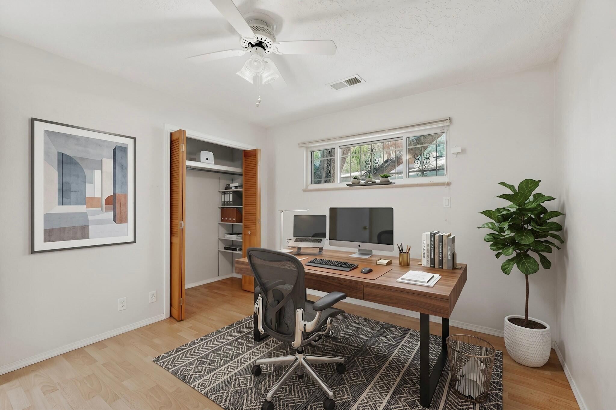 Photo 20 — 1400 Solano Drive NE