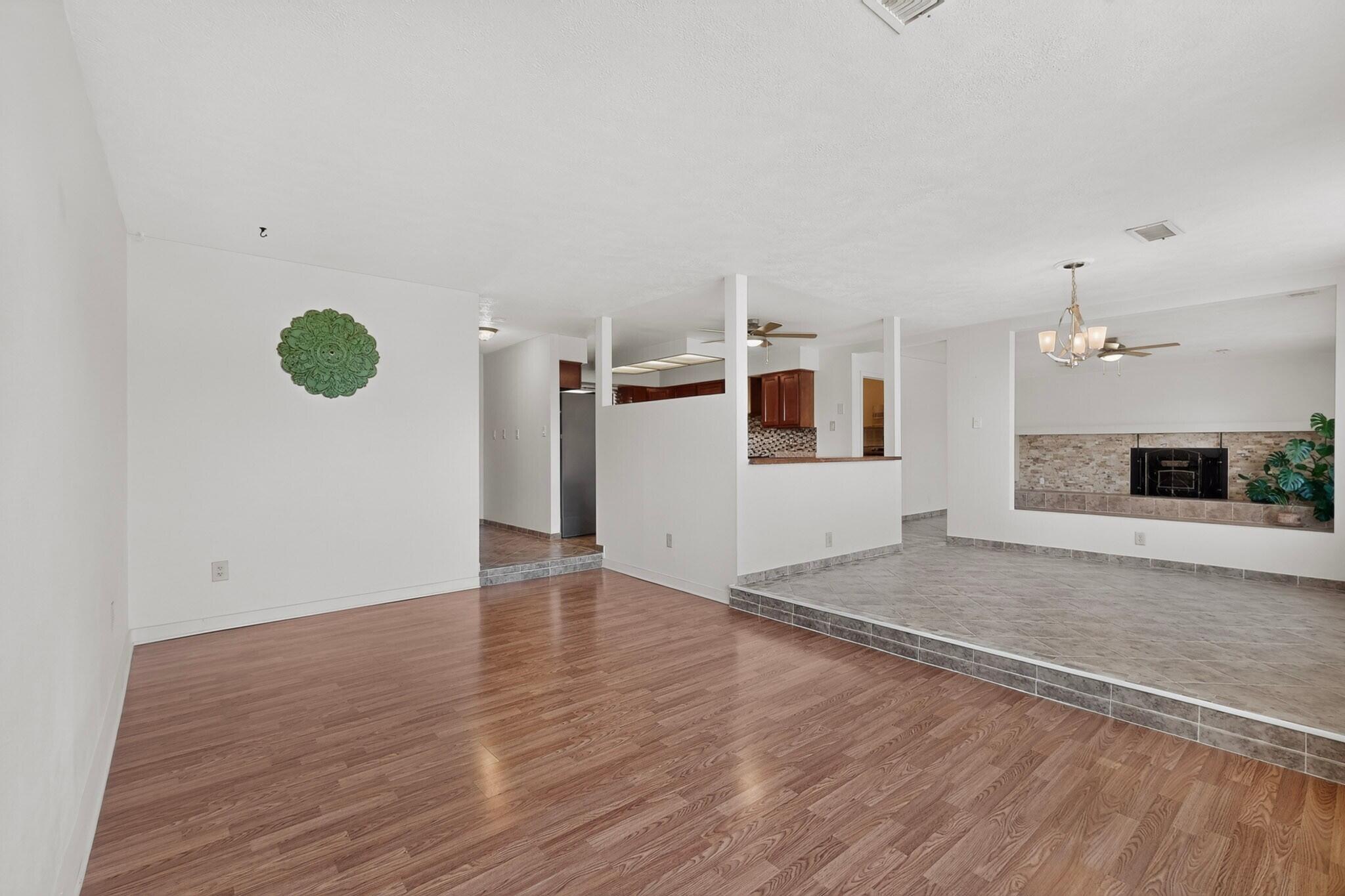 Photo 20 — 11420 Manitoba Drive NE