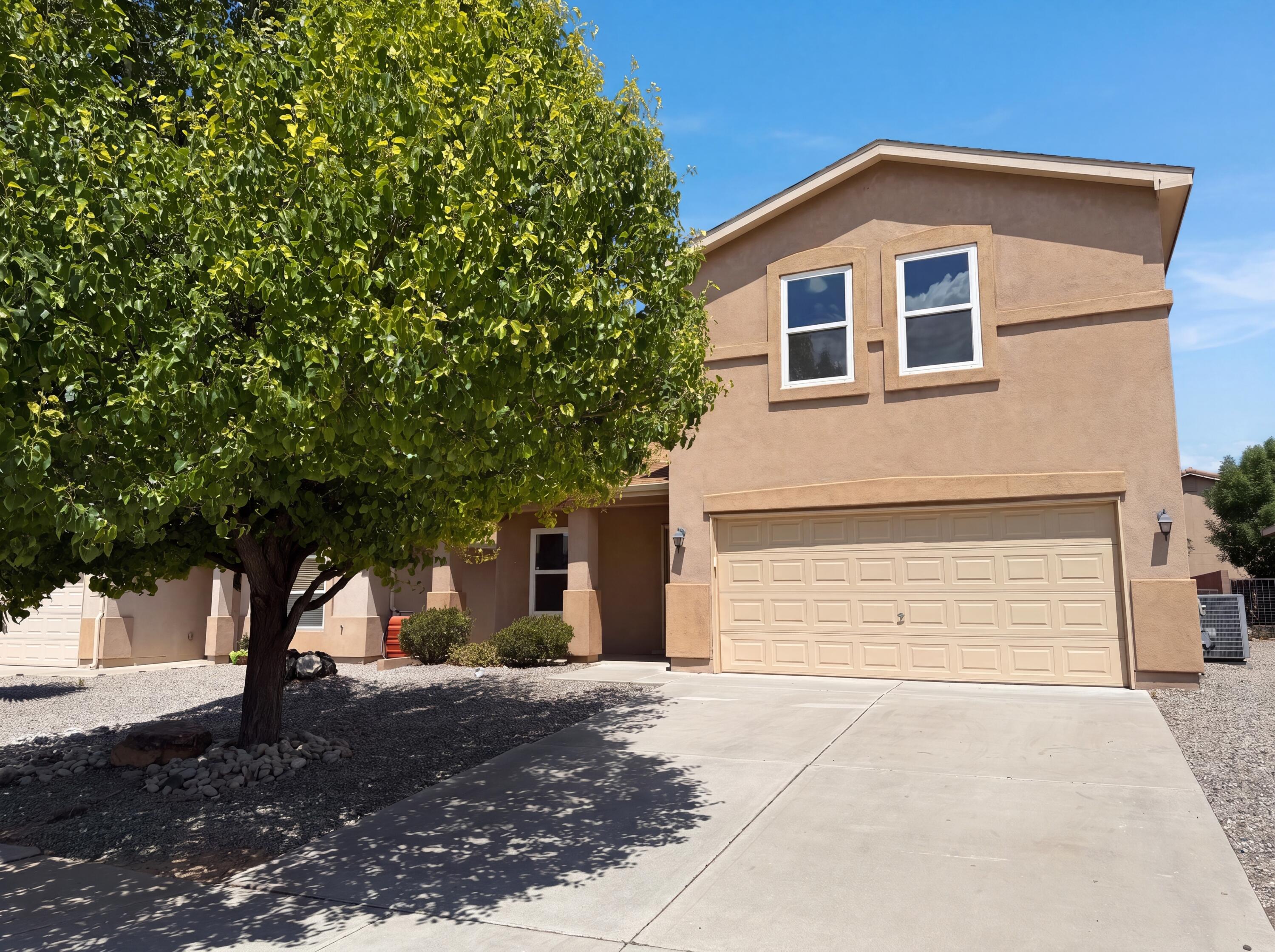 Photo 18 — 1309 Spruce Meadows Drive NE