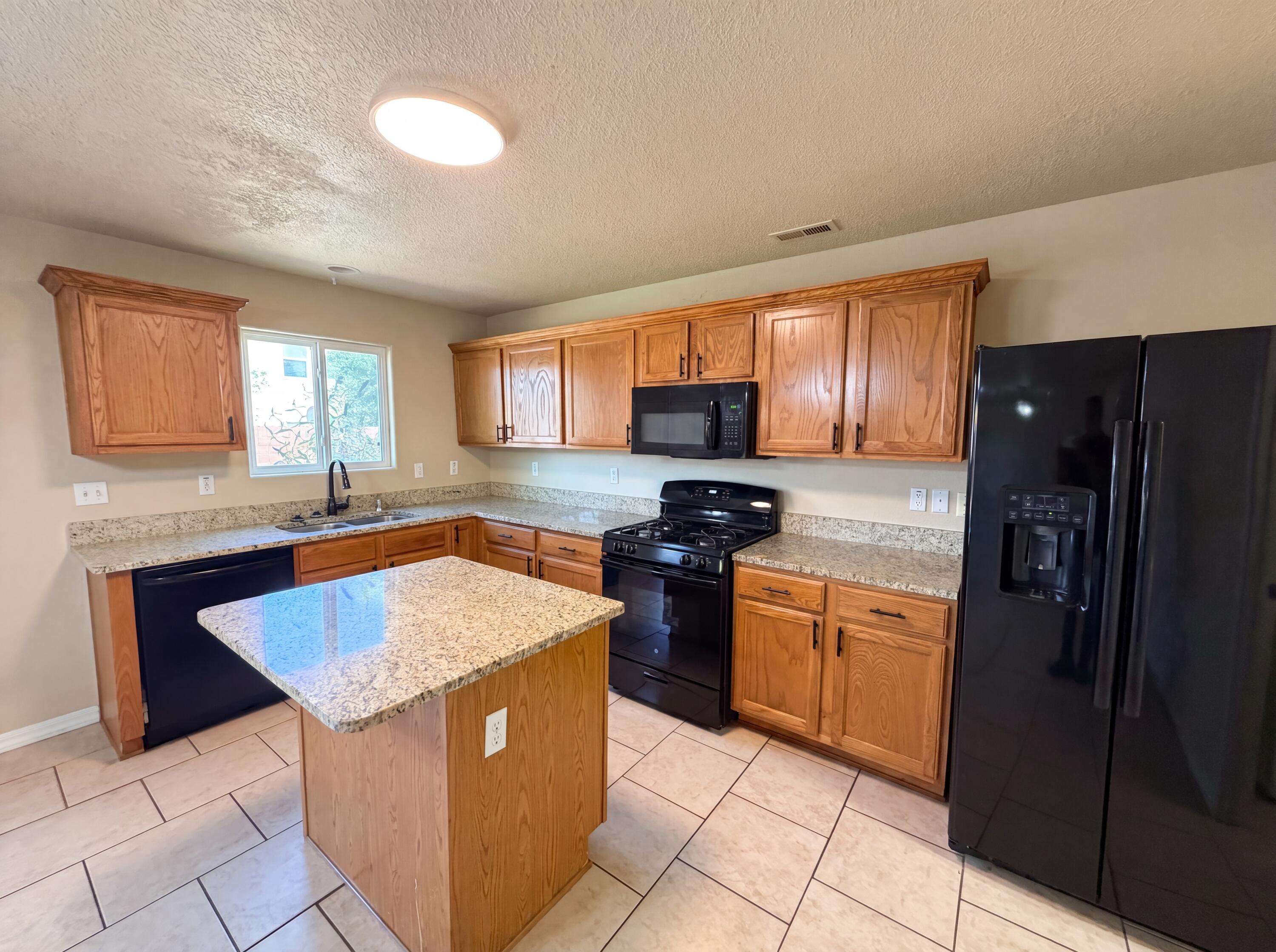 Photo 19 — 1309 Spruce Meadows Drive NE
