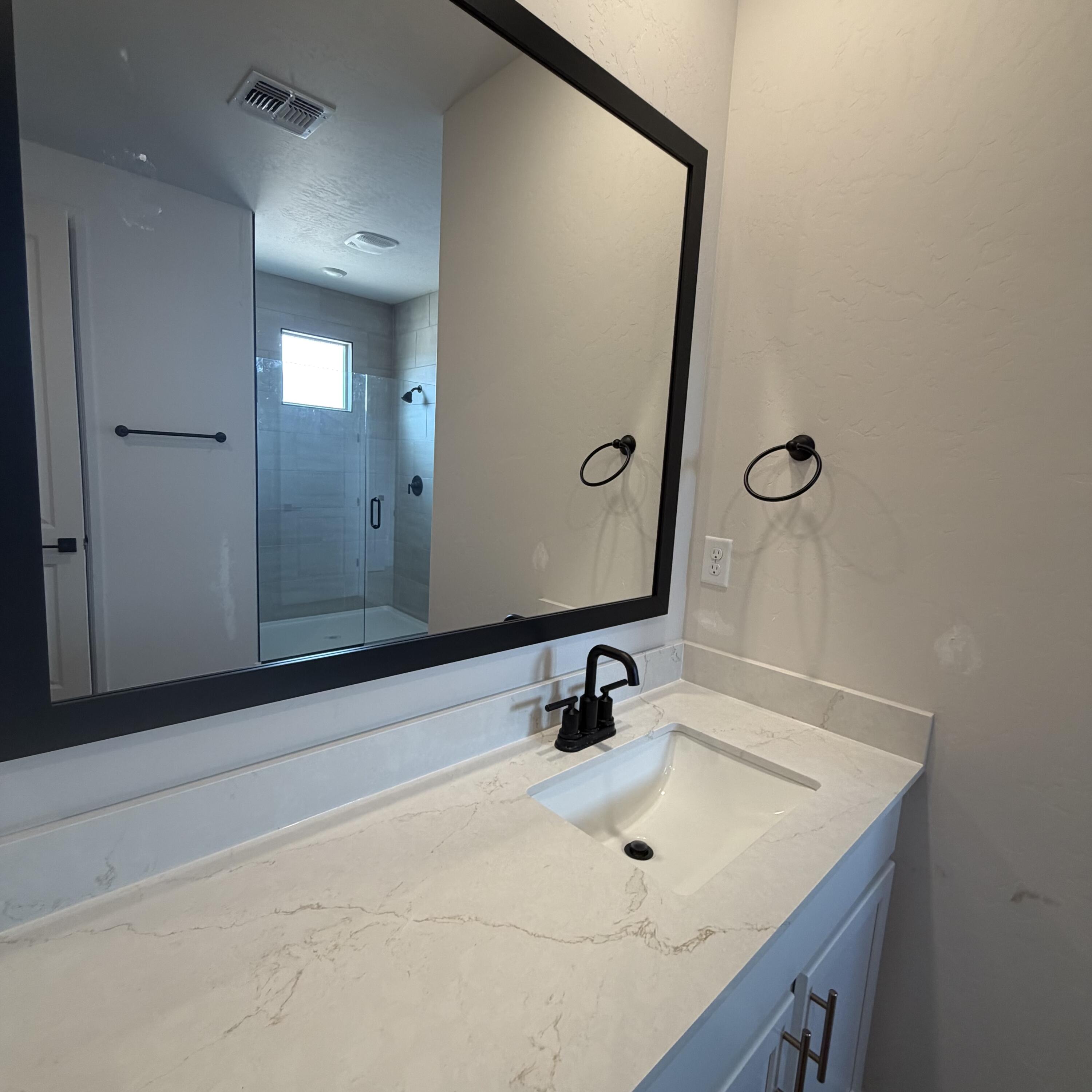 Photo 7 — 2451 Marble Avenue NE