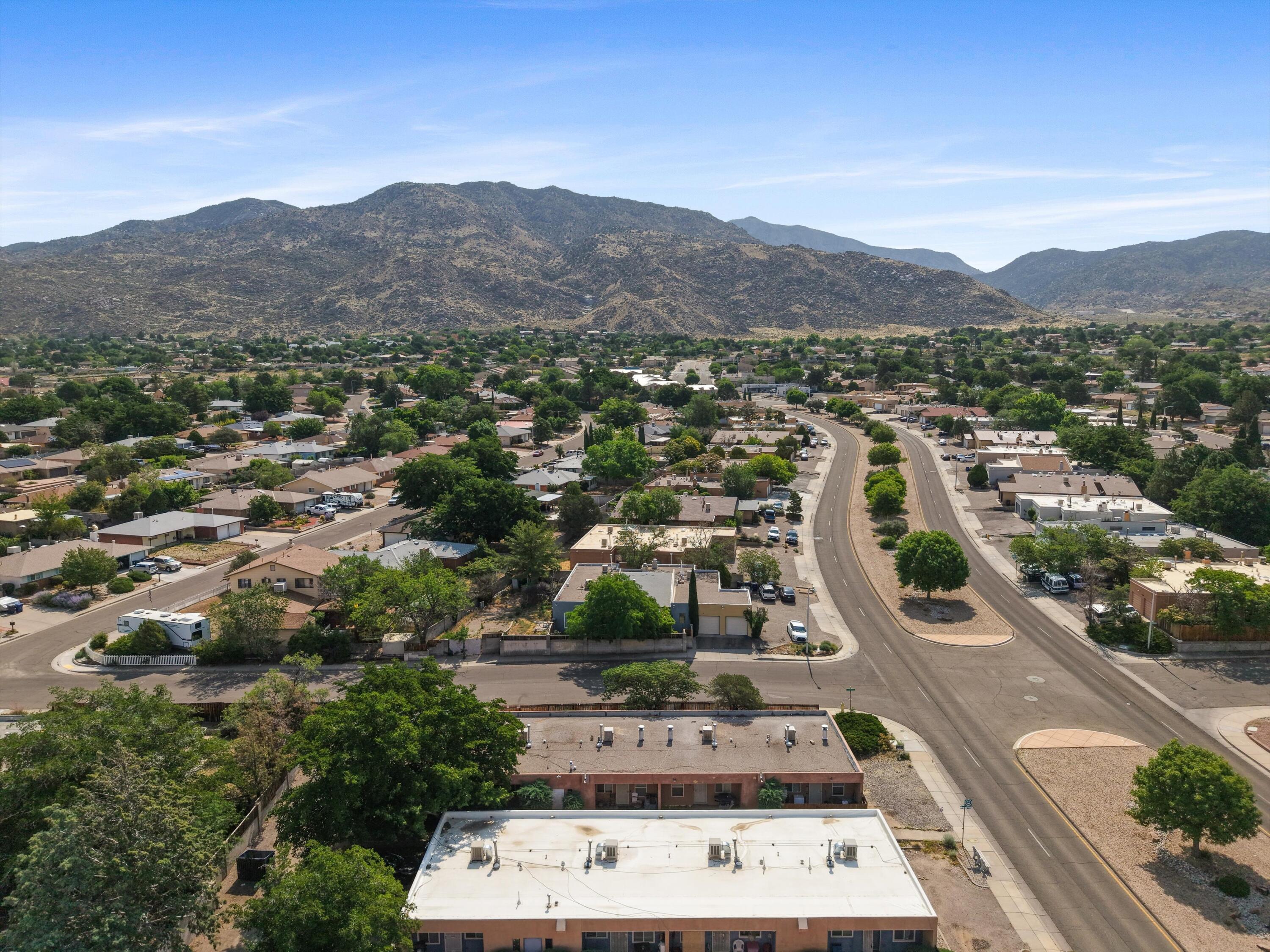 Photo 7 — 12129 Menaul Boulevard NE