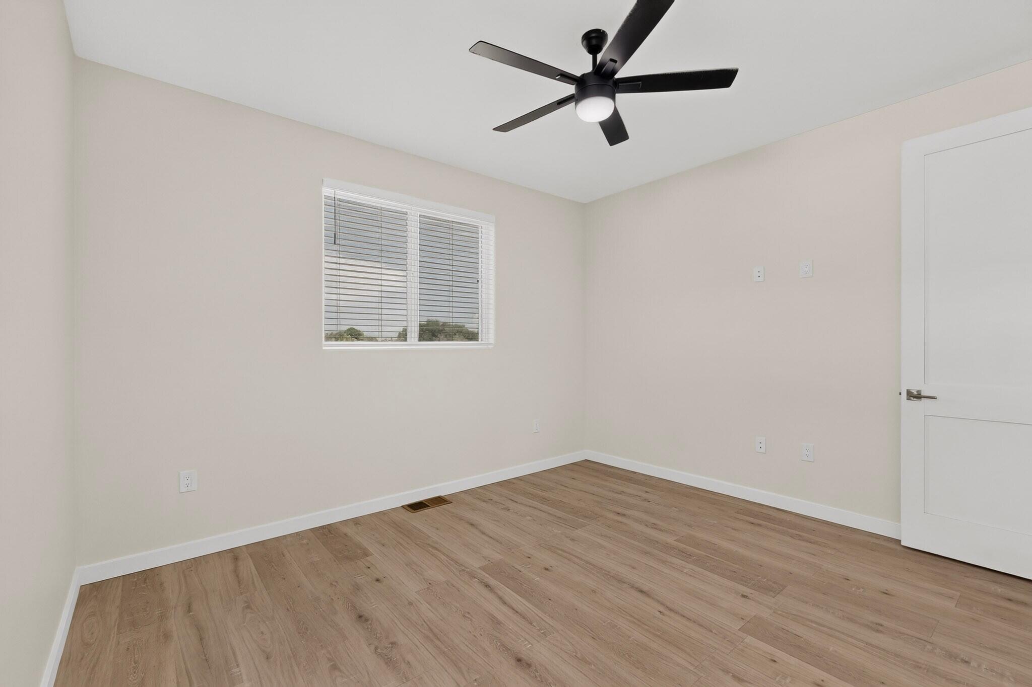 Photo 20 — 86 Rancho Pequenos Way NW