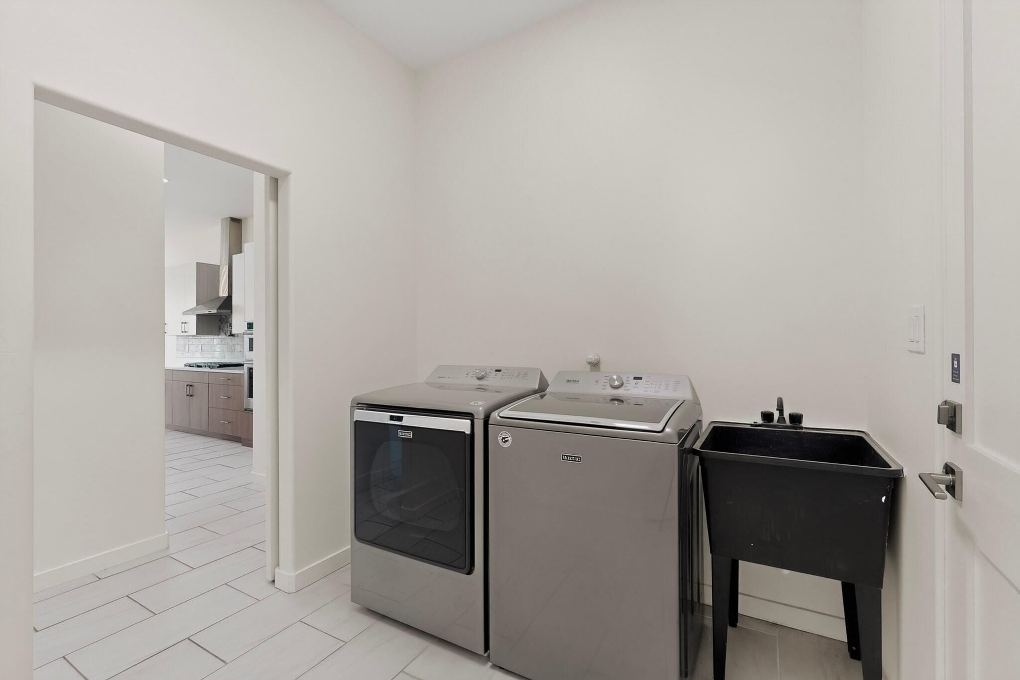 Photo 4 — 86 Rancho Pequenos Way NW