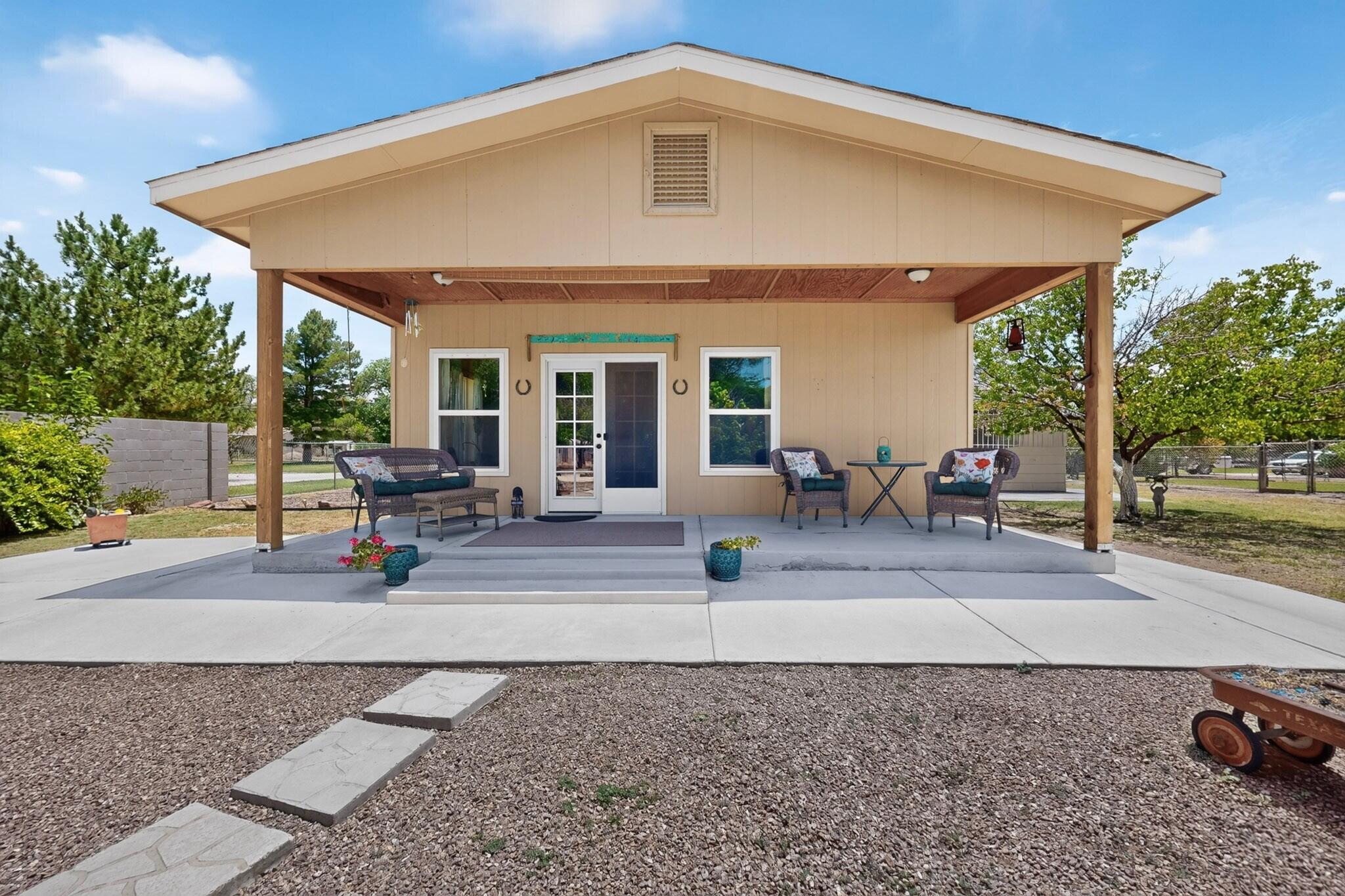Photo 11 — 3021 Joe Sanchez Road SW