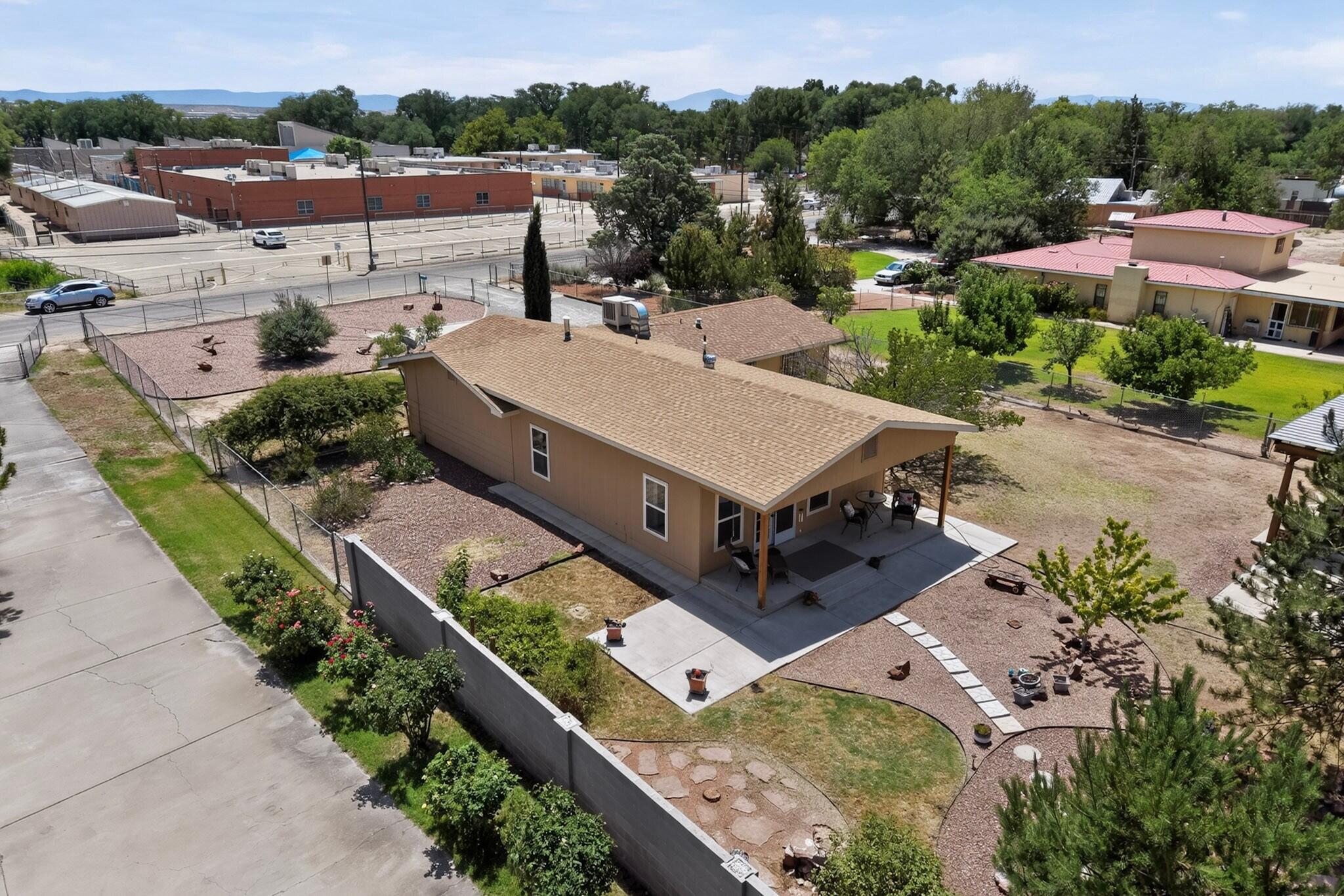 Photo 5 — 3021 Joe Sanchez Road SW