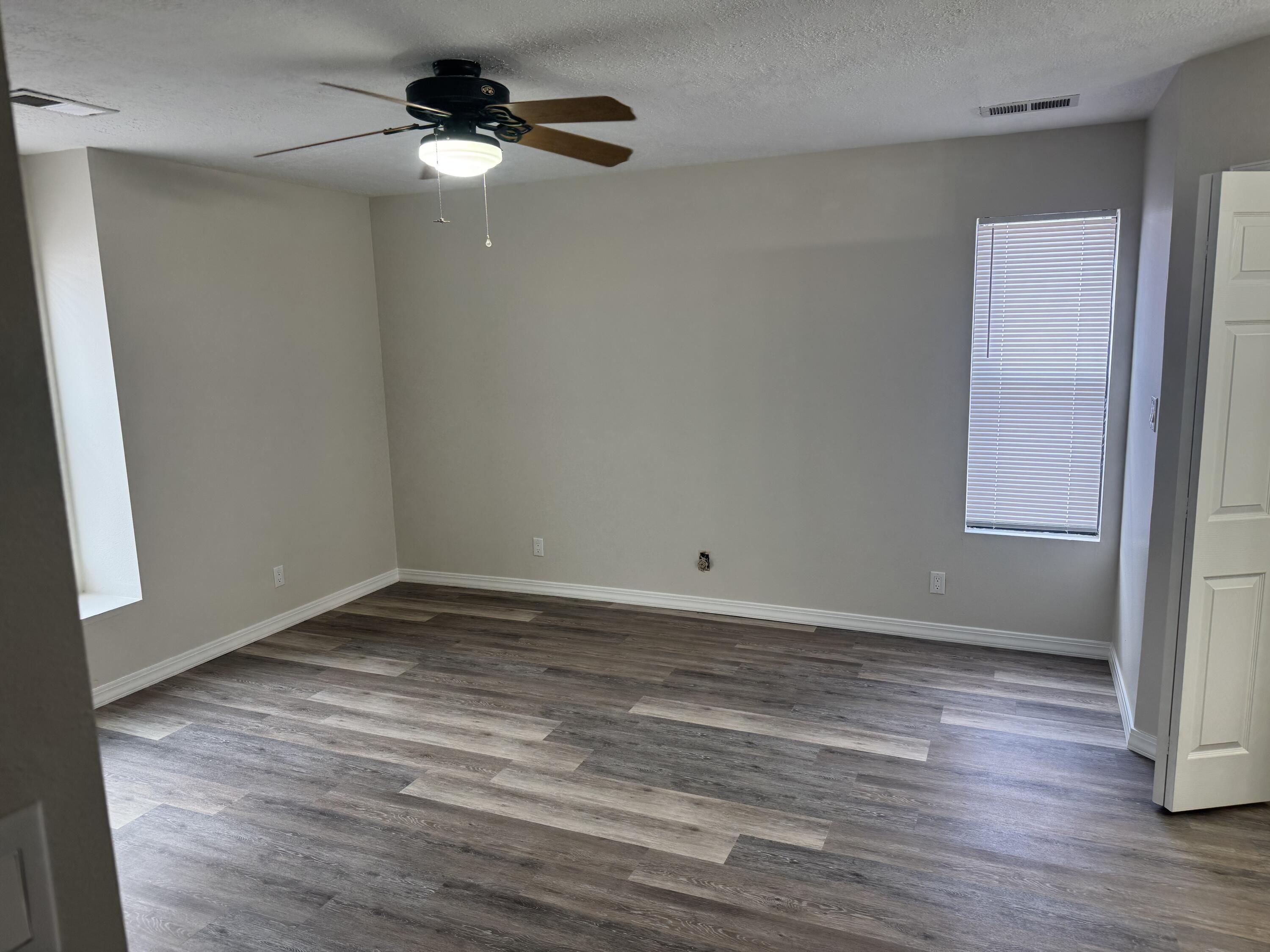Photo 11 — 4765 Limestone Drive NE