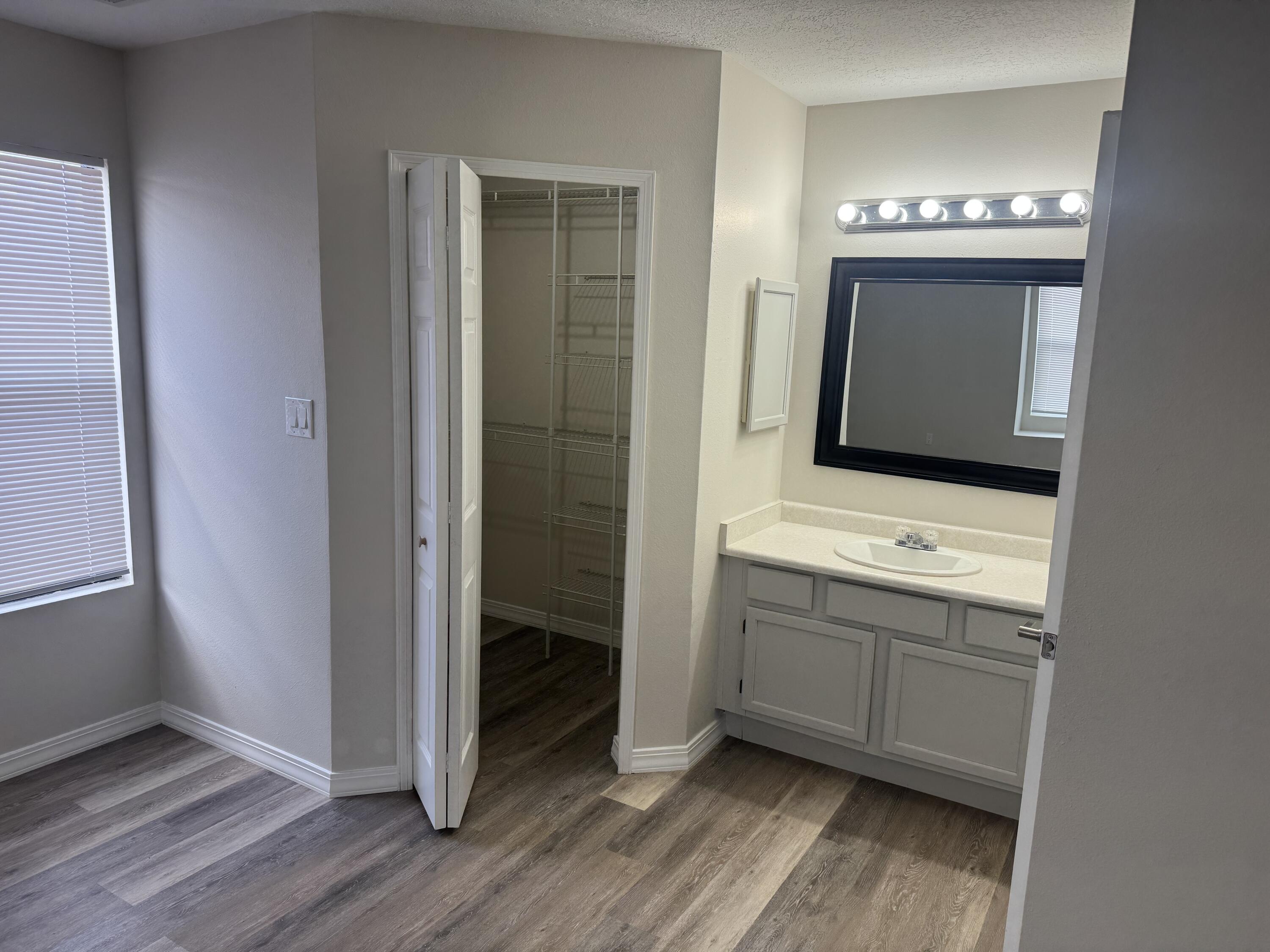 Photo 9 — 4765 Limestone Drive NE
