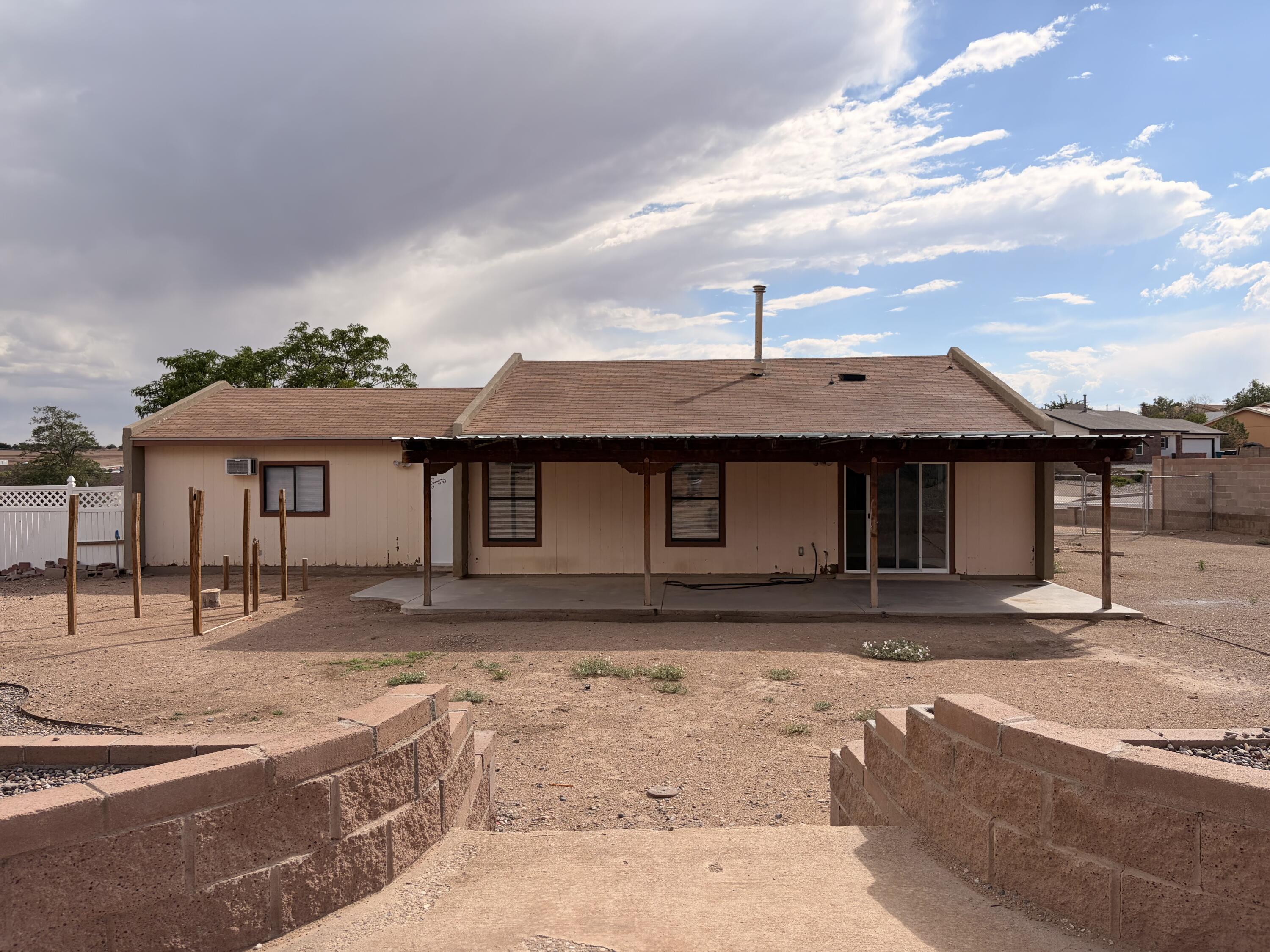 Photo 3 — 4765 Limestone Drive NE