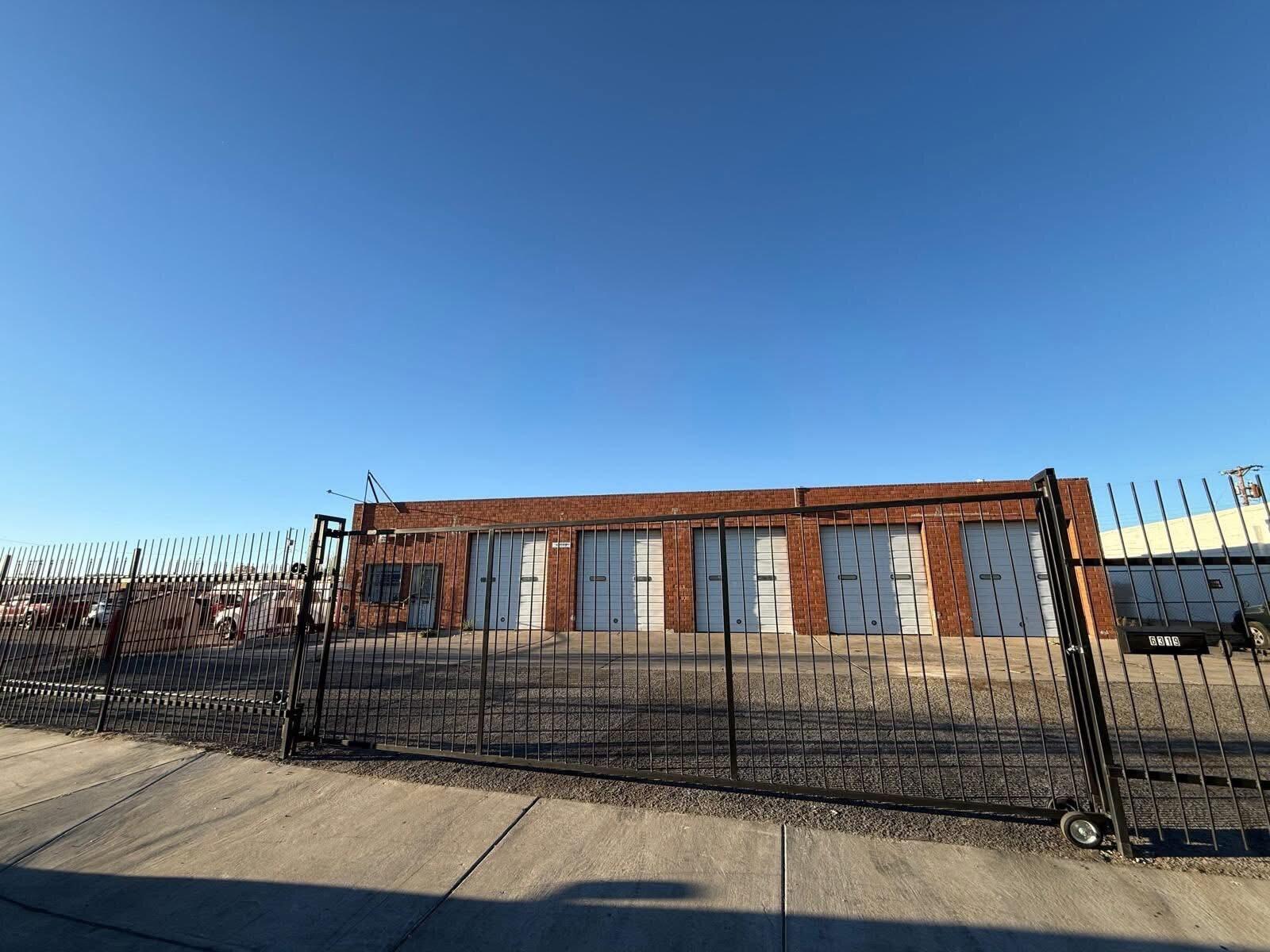 Photo 15 — 6319-6407 Acoma Road SE