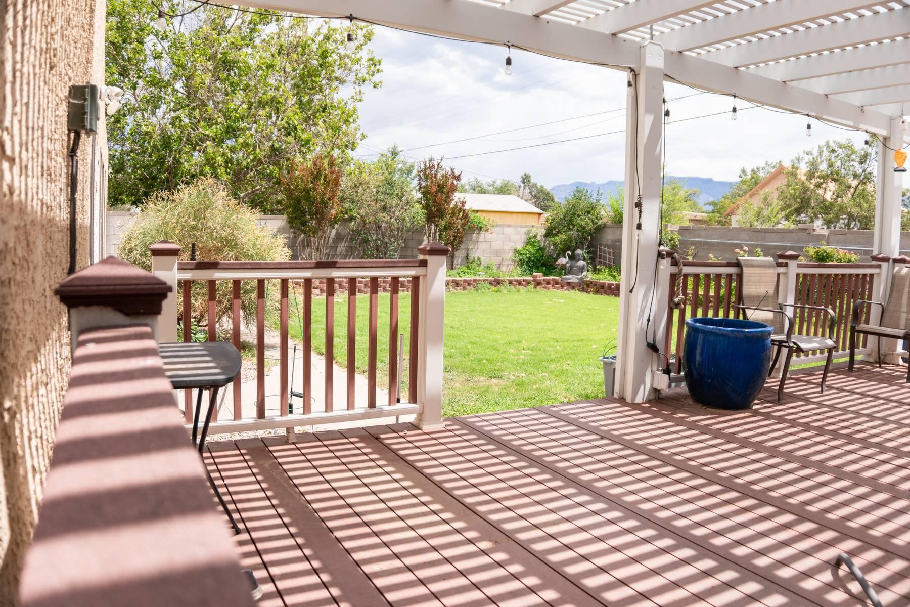 Photo 2 — 2430 Palomas Drive NE