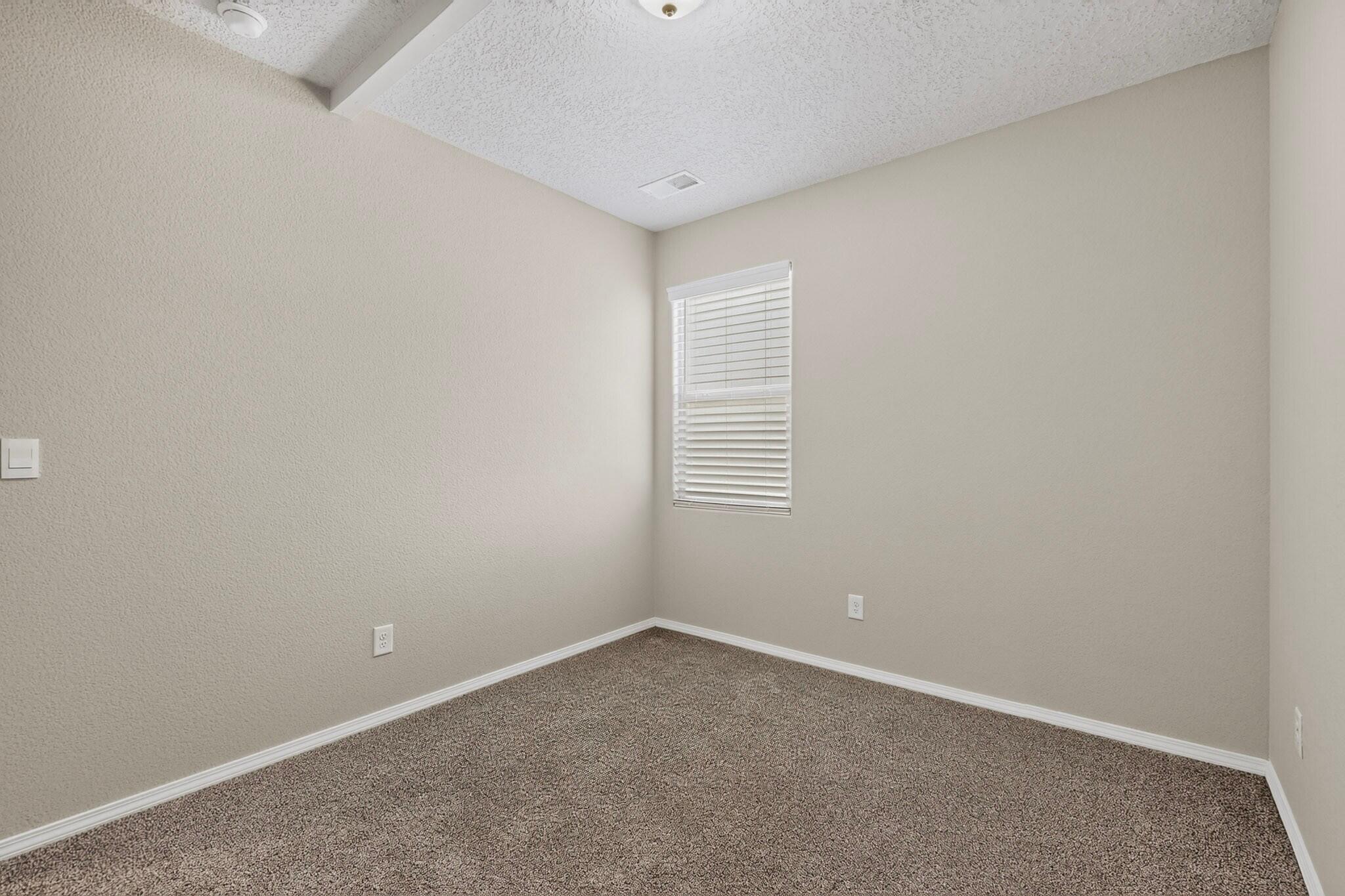 Photo 15 — 2728 Halfmoon Way SW