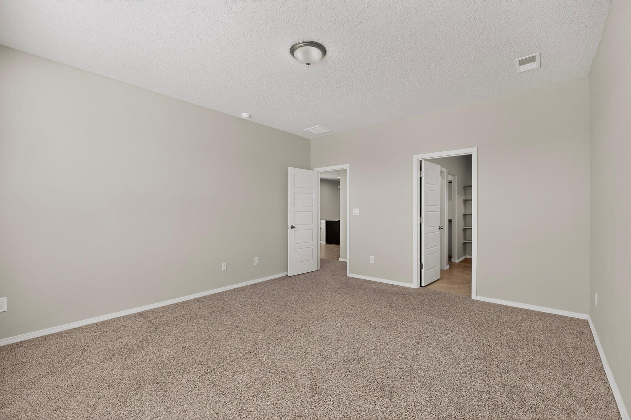 Photo 14 — 2728 Halfmoon Way SW