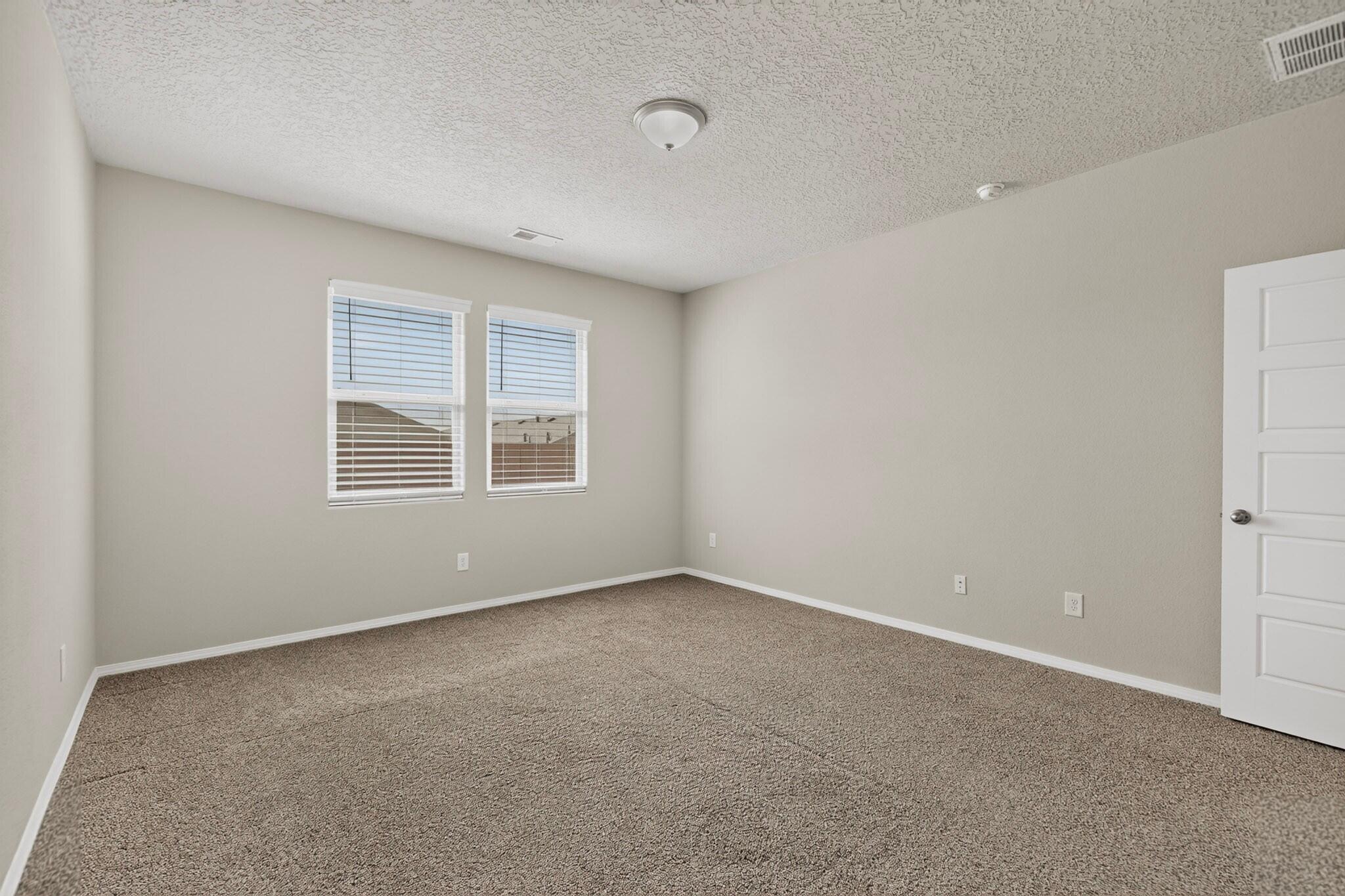 Photo 13 — 2728 Halfmoon Way SW