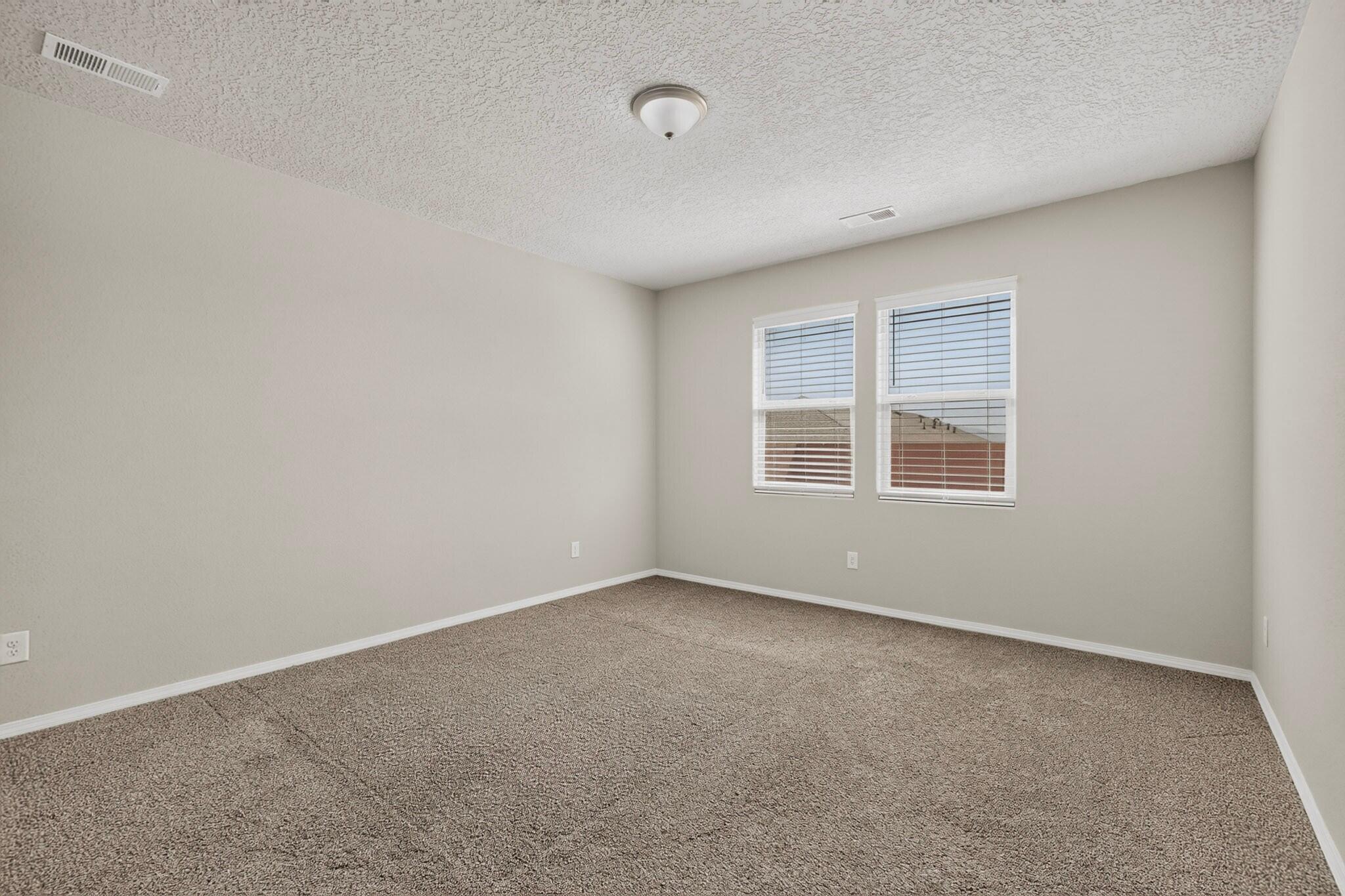 Photo 12 — 2728 Halfmoon Way SW