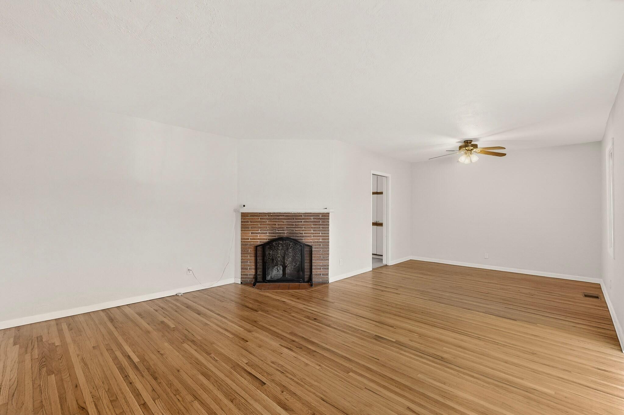 Photo 20 — 1608 Cardenas Drive NE