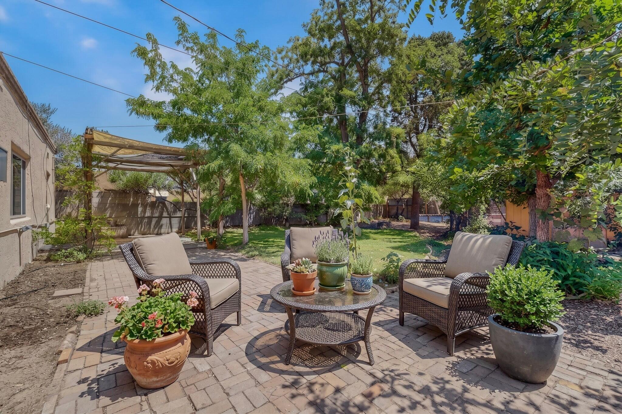 Photo 5 — 1608 Cardenas Drive NE