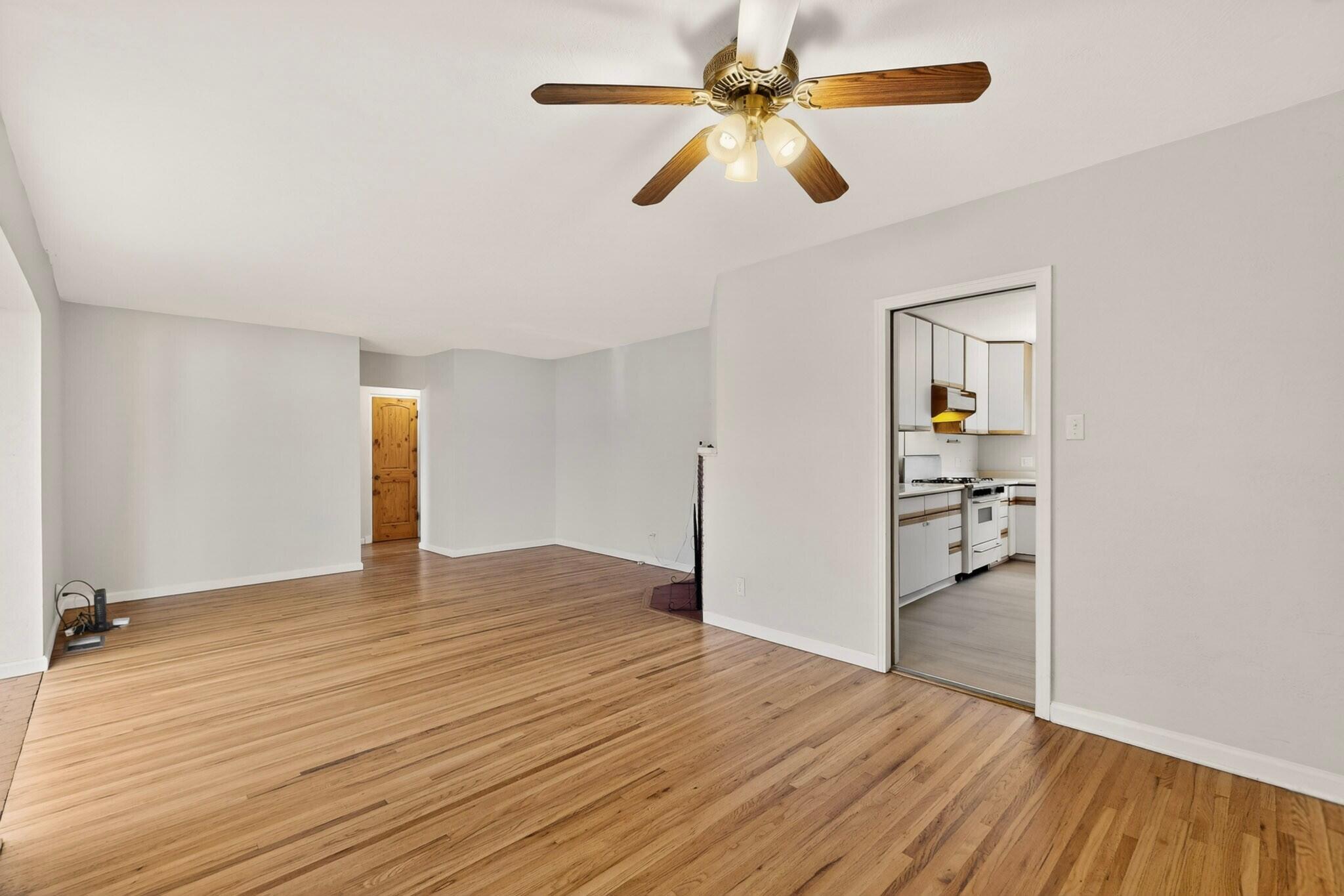 Photo 18 — 1608 Cardenas Drive NE