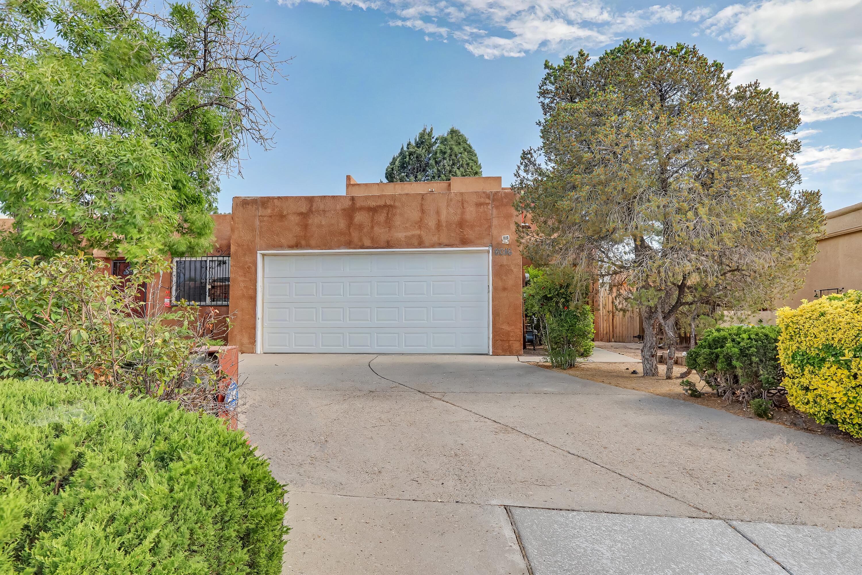 6016 Whisperwood Court NE