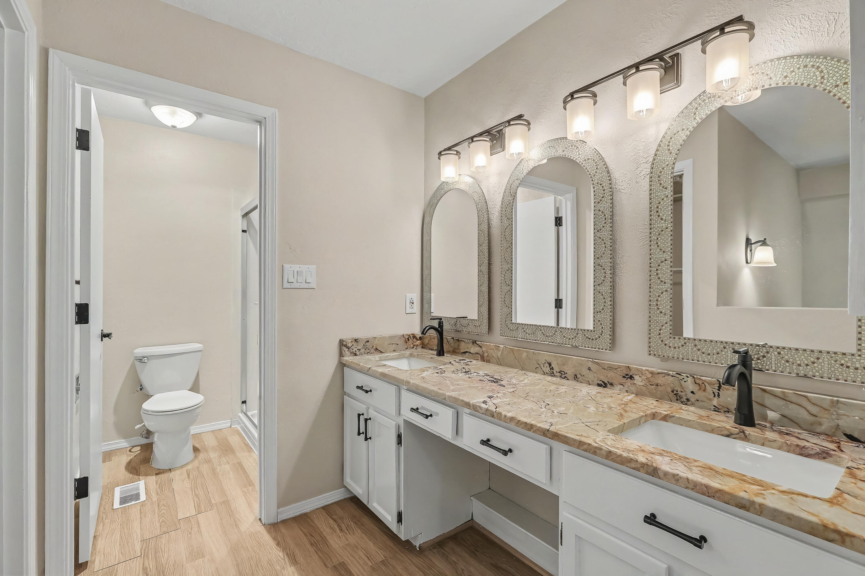 Photo 15 — 6016 Whisperwood Court NE