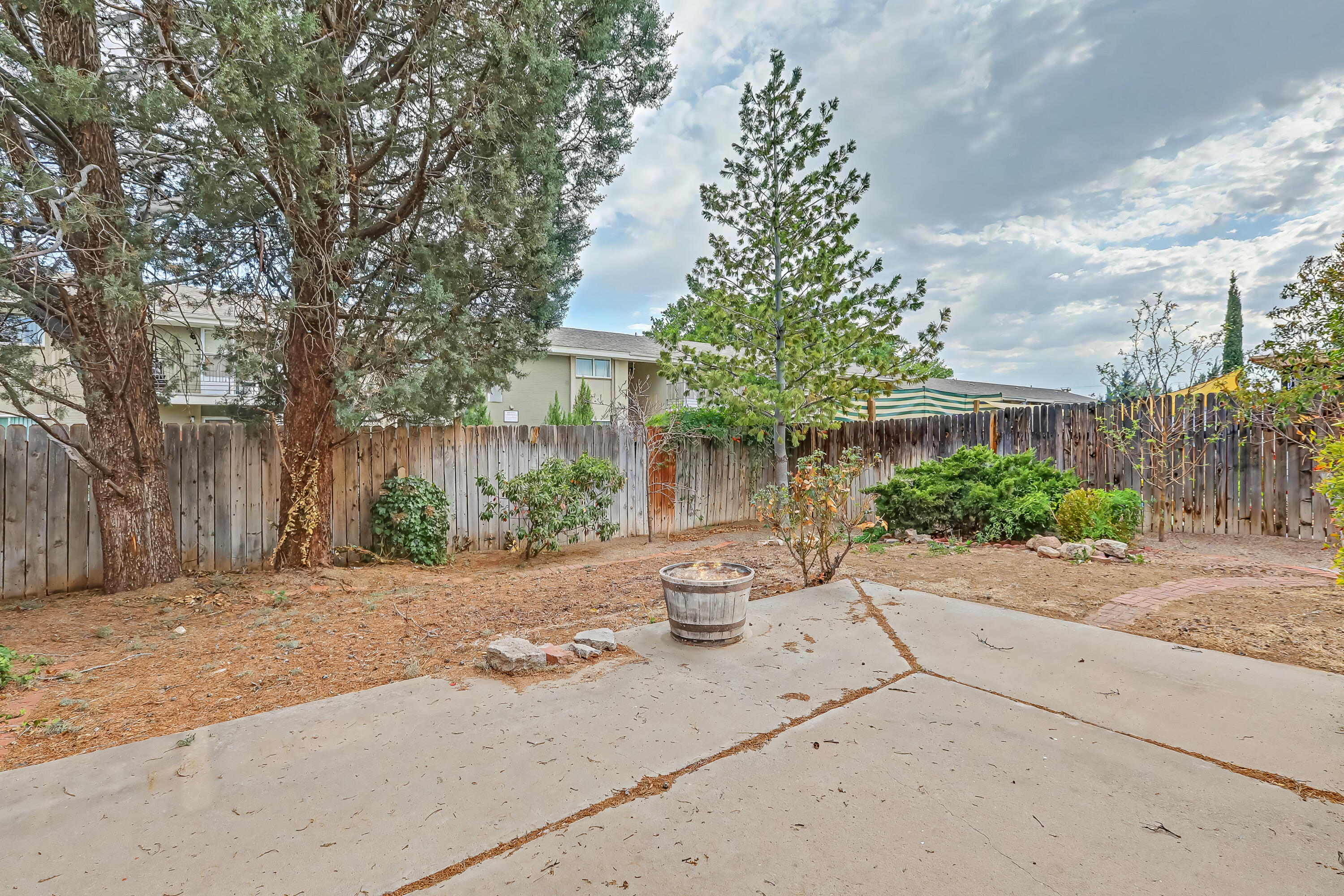 Photo 7 — 6016 Whisperwood Court NE