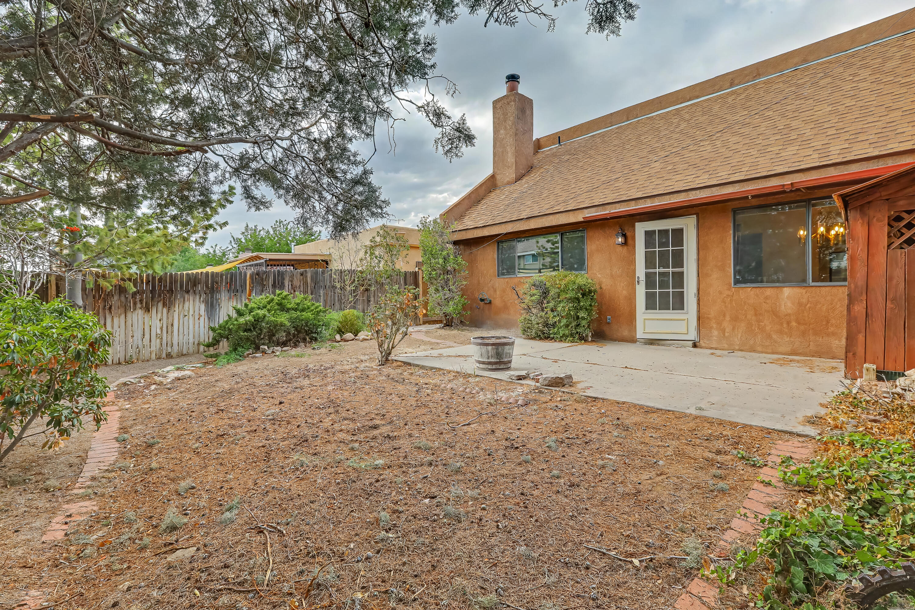 Photo 6 — 6016 Whisperwood Court NE