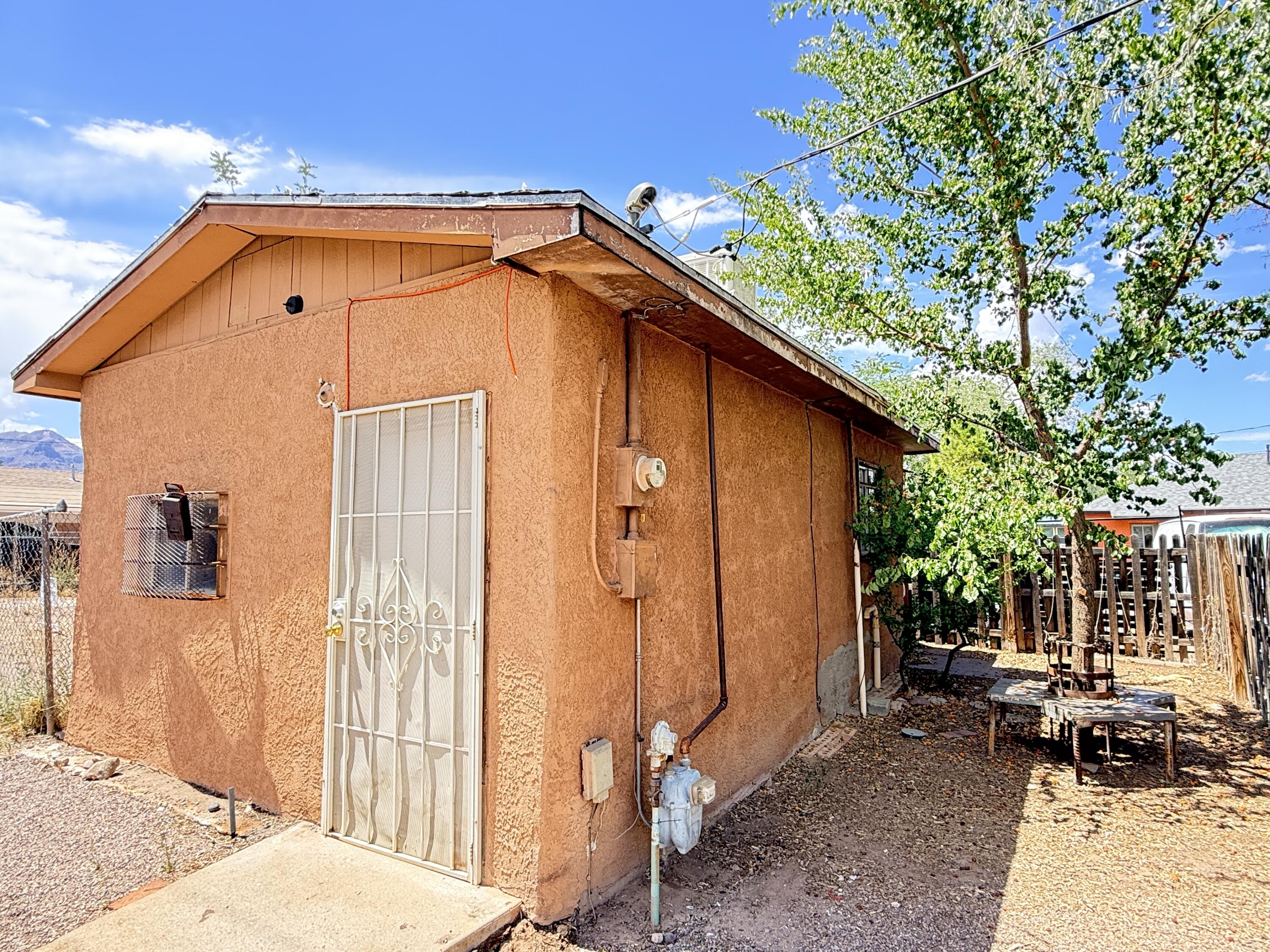 325 W Church Street, Socorro, NM 87801