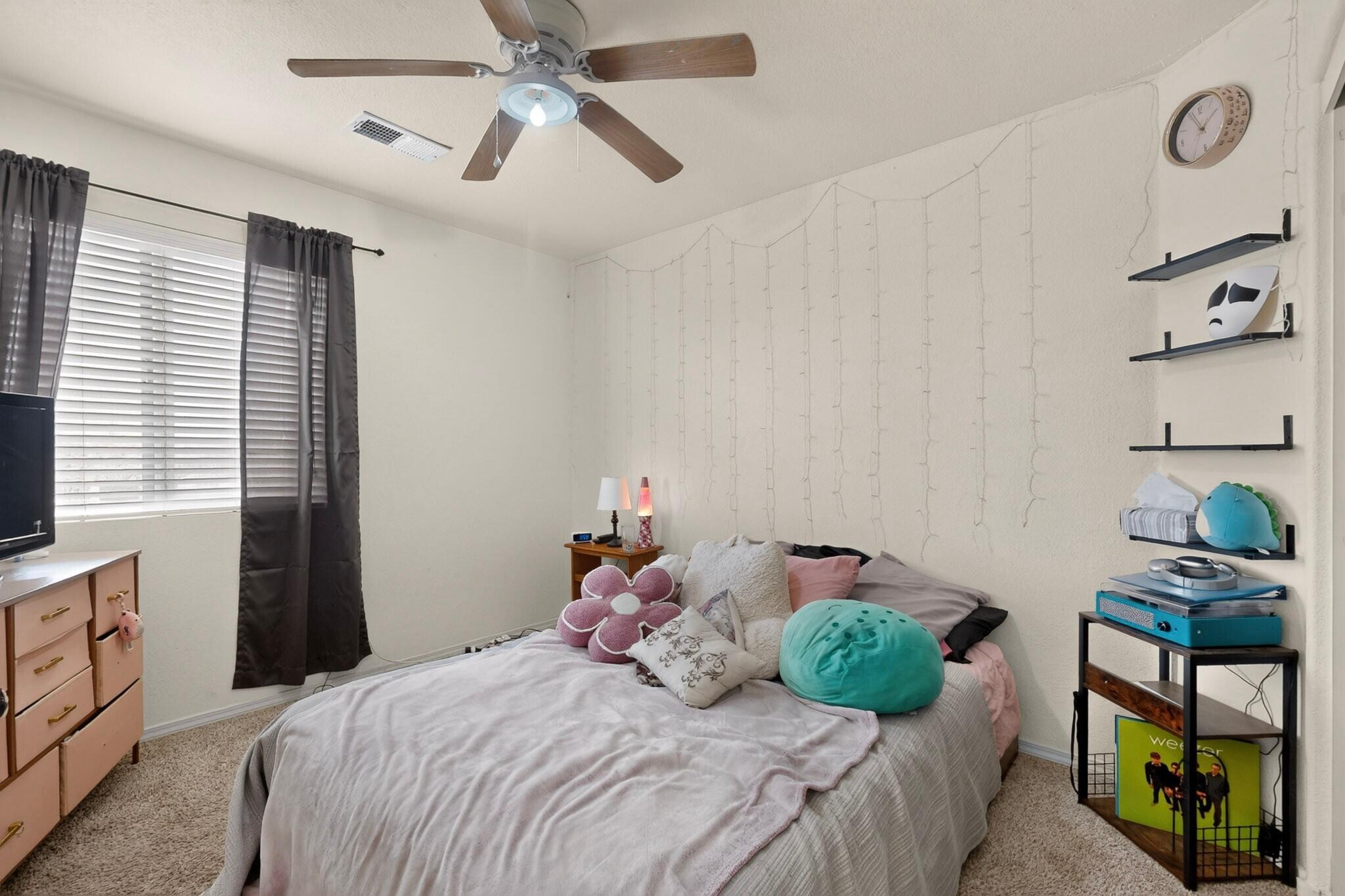 Photo 17 — 369 Whispering Meadows Drive NE